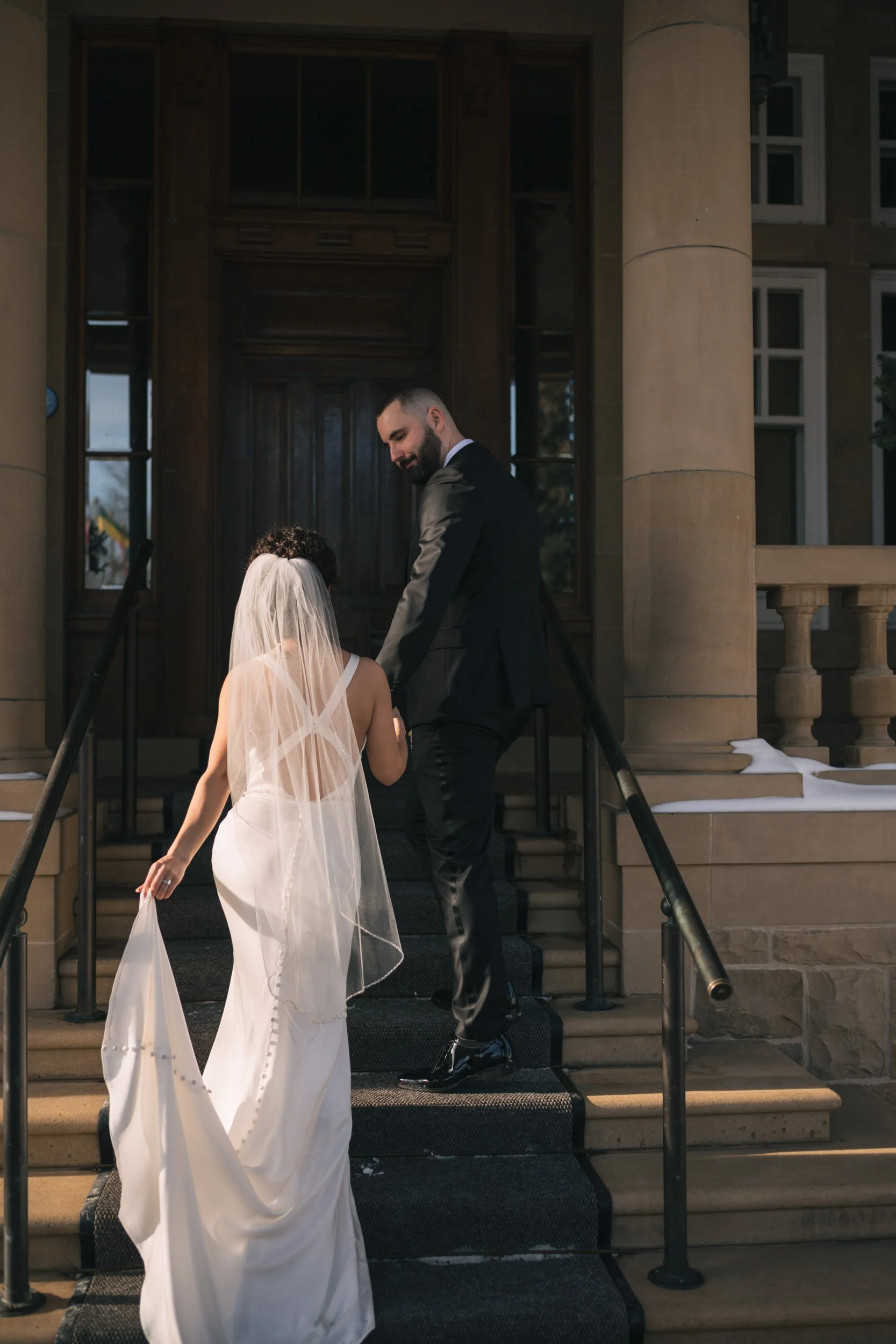 Elopement-Governmenthouse-Edmonton-Downtown 19.jpg