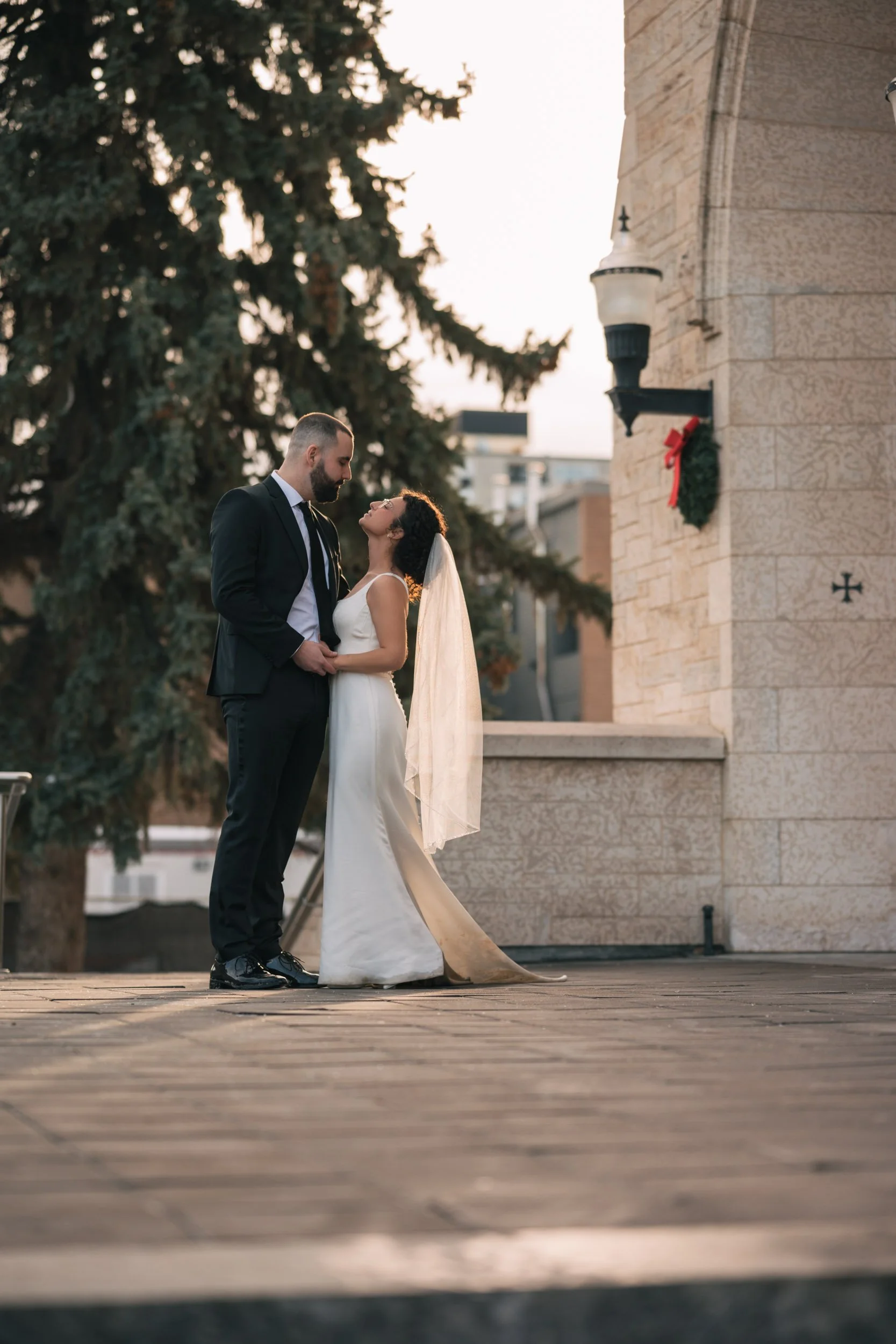 Elopement-Governmenthouse-Edmonton-Downtown 42.jpg
