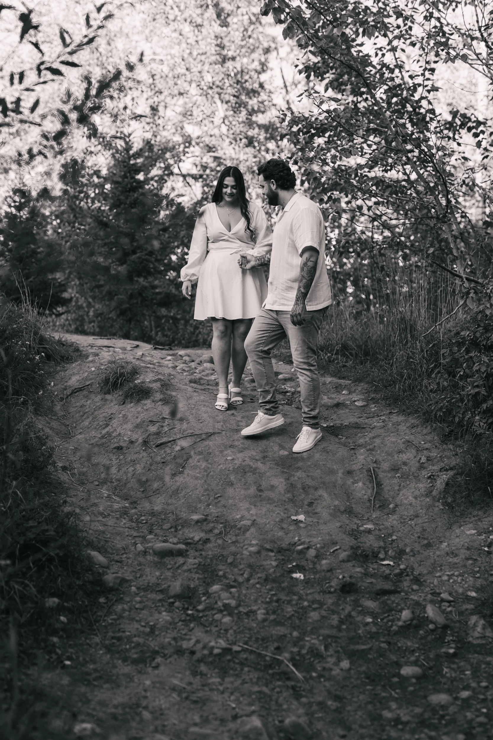 Edmonton-Leduc-Devon Engagement Photographer-Water Photos16.jpg