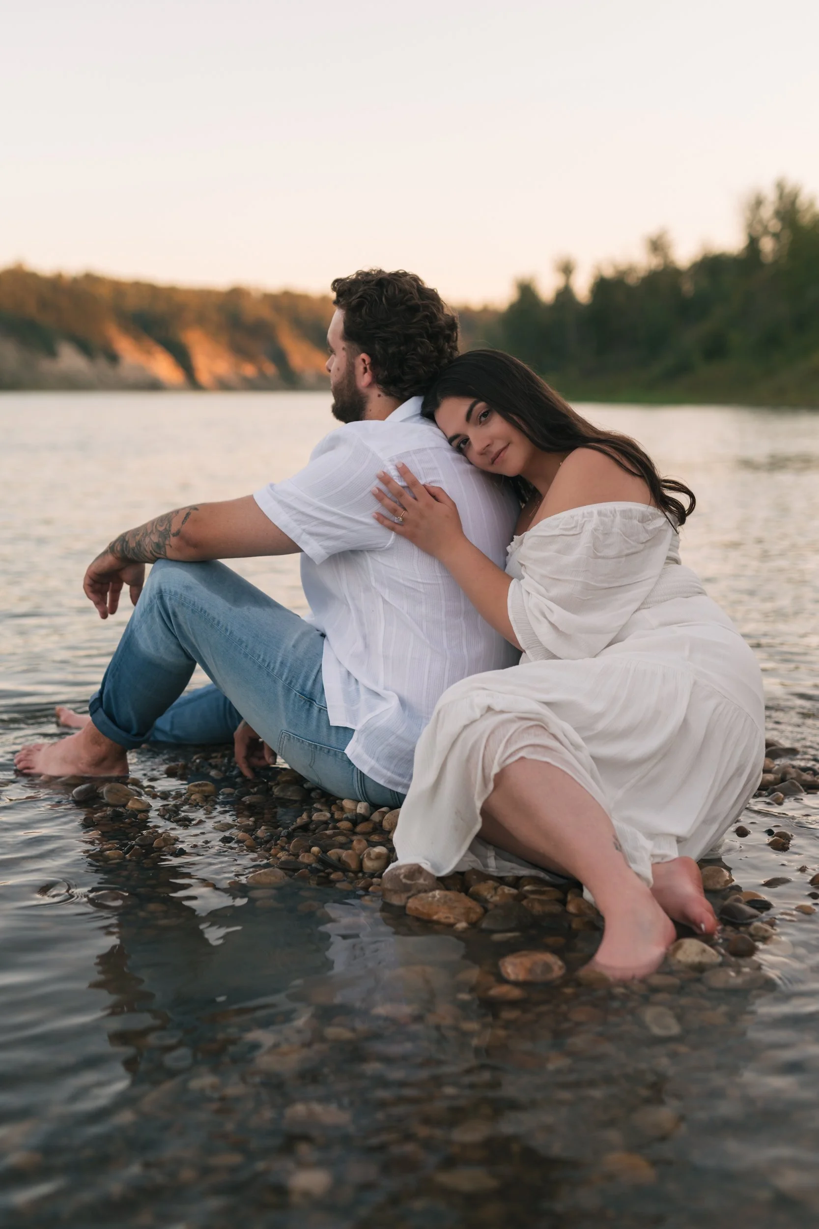 Edmonton-Leduc-Devon Engagement Photographer-Water Photos29.jpg