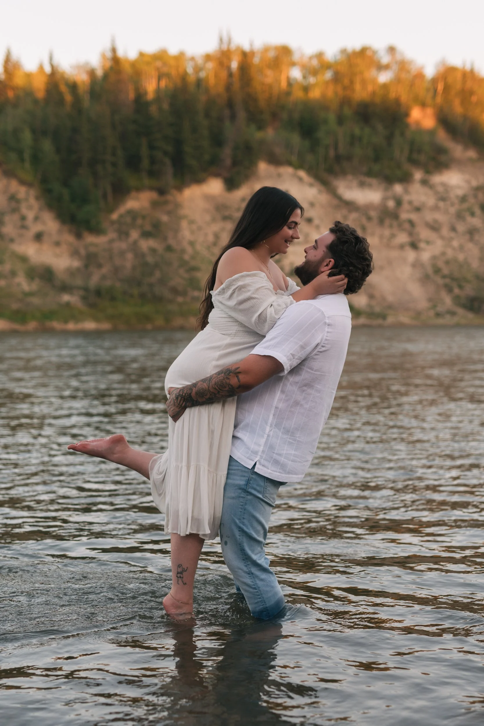 Edmonton-Leduc-Devon Engagement Photographer-Water Photos27.jpg