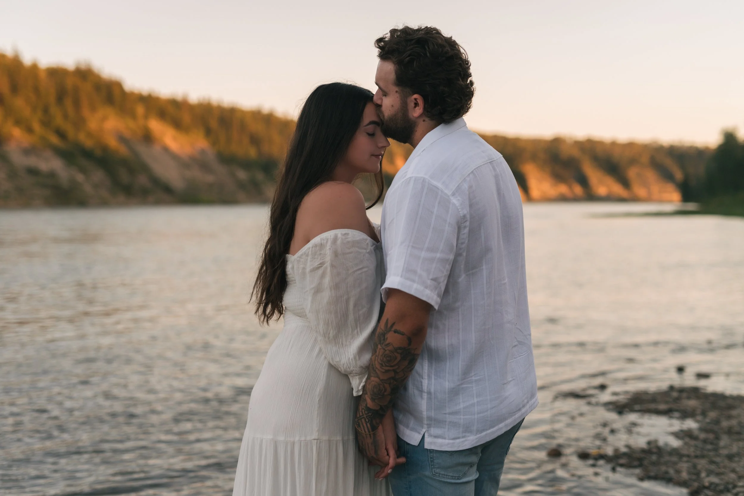 Edmonton-Leduc-Devon Engagement Photographer-Water Photos24.jpg