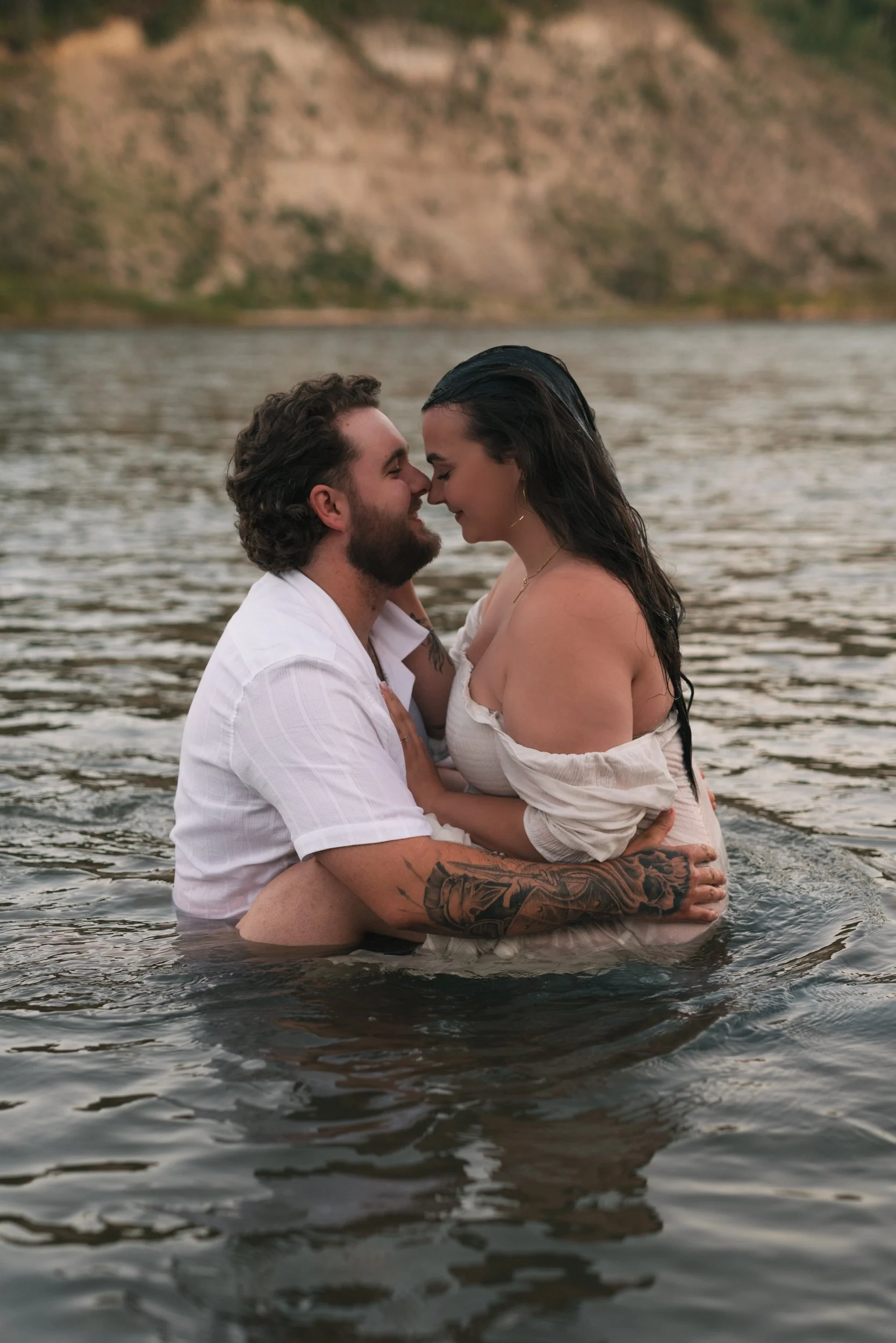Edmonton-Leduc-Devon Engagement Photographer-Water Photos39.jpg