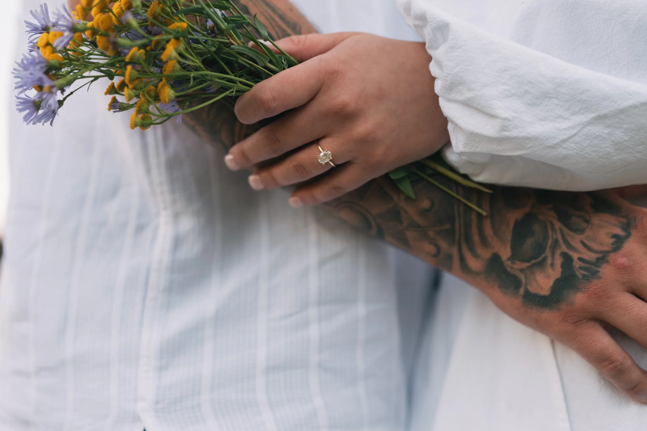 Edmonton-Leduc-Devon Engagement Photographer-Water Photos12.jpg