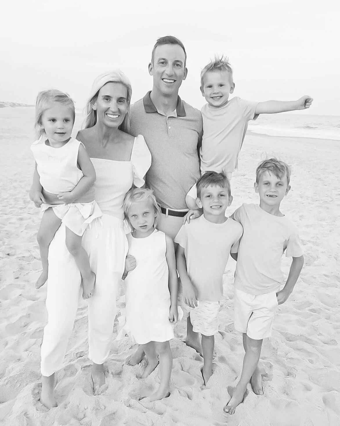 Happy Mother&rsquo;s Day, friends!! Thanks to all those sweet mommas who book with us to make sure their kid has the best day- you are amazing and so selfless!! Spend some time for you today! 

#whitebouncehouse
#whitebouncehouselouisville
#momlife
#