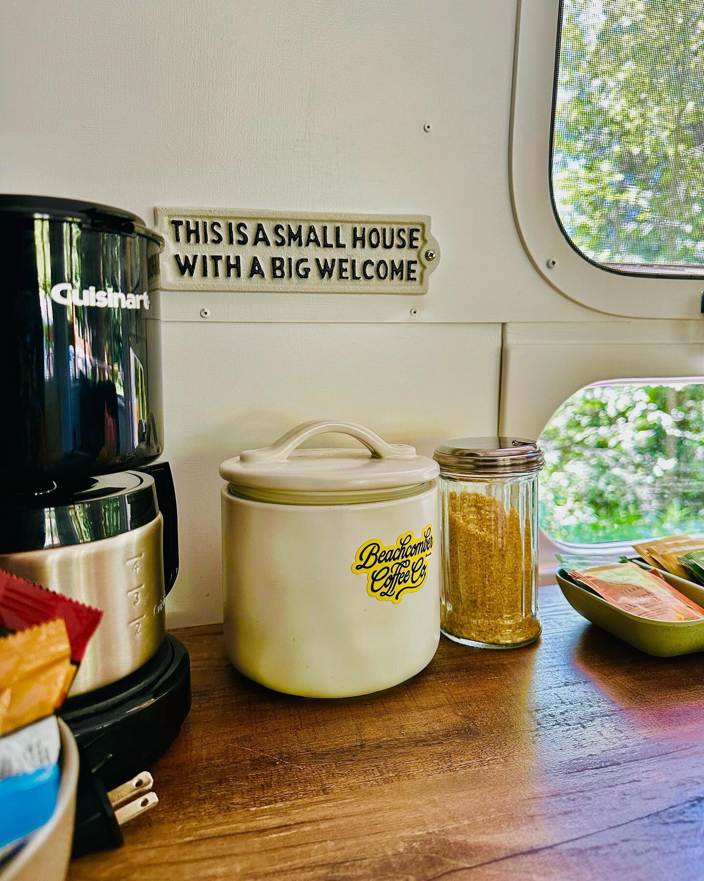🌞 Good morning. ☕️ Welcome to the long weekend! 🎉✨

Our vintage Airstream is a world of retro charm and cozy vibes. 🚀✨ This little slice of paradise is oozing with unforgettable experiences and all the nostalgic feels. 🌼🌈 Our carefully curated r