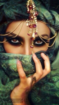 411739e50f623d610a5e3b3c1e09c8a1--amazing-eyes-beautiful-eyes.jpeg