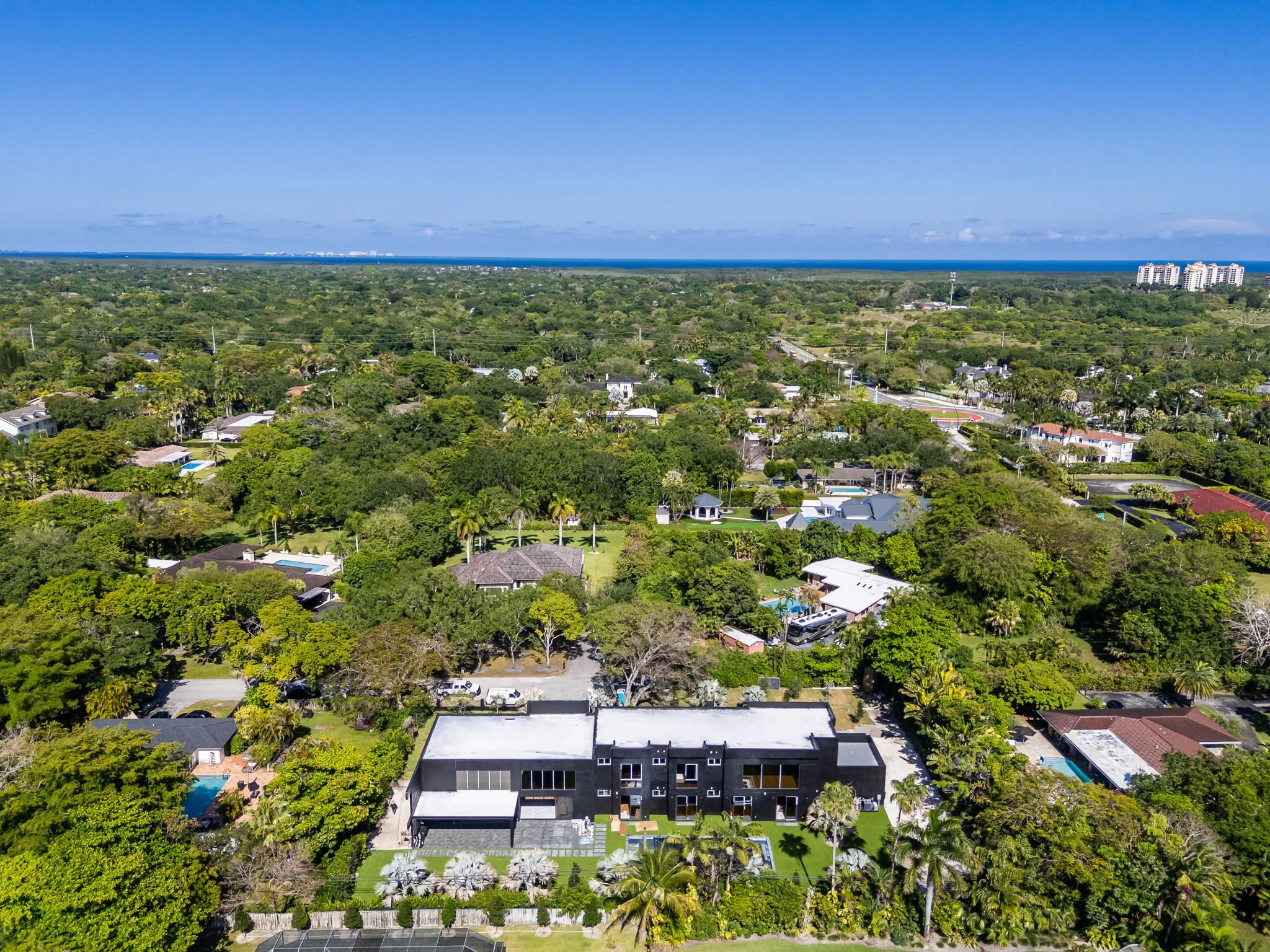 27-web-or-mls-13500SW69Ave-6.jpg