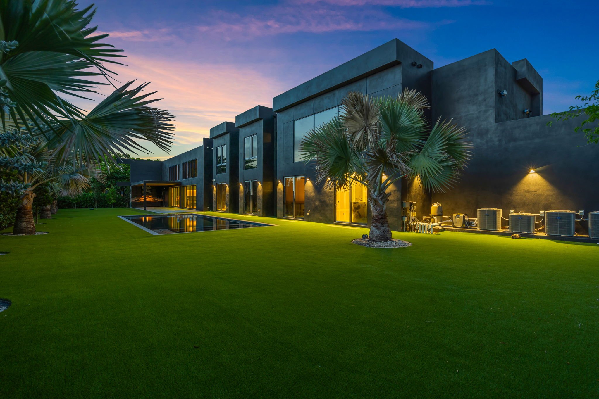 36-web-or-mls-13500SW69th-7.jpg