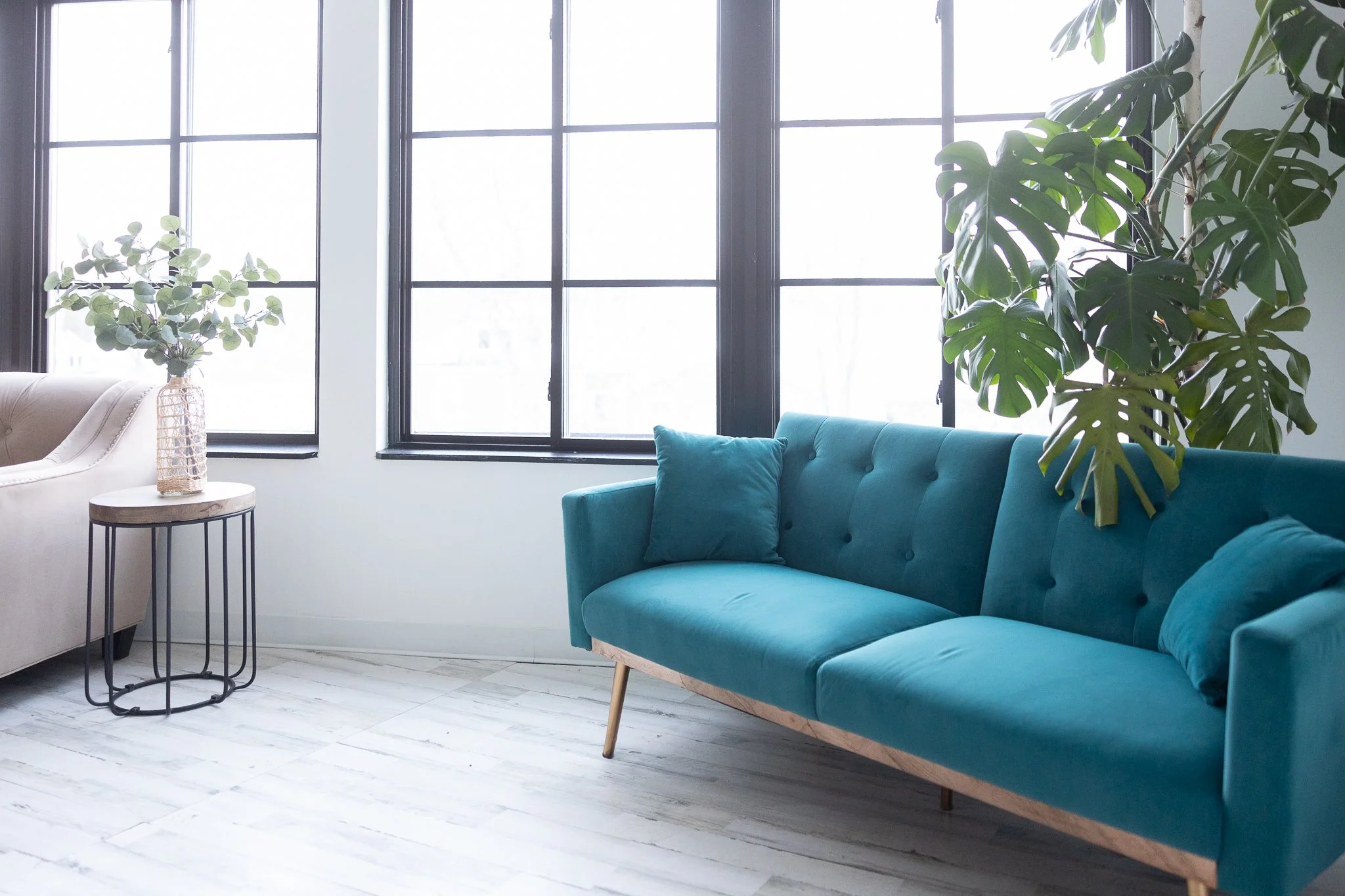 Middle room - tons of natural light