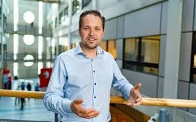 Media interviews with CMM PI Peter de Keizer on early ageing and the risks of self injection of peptides 