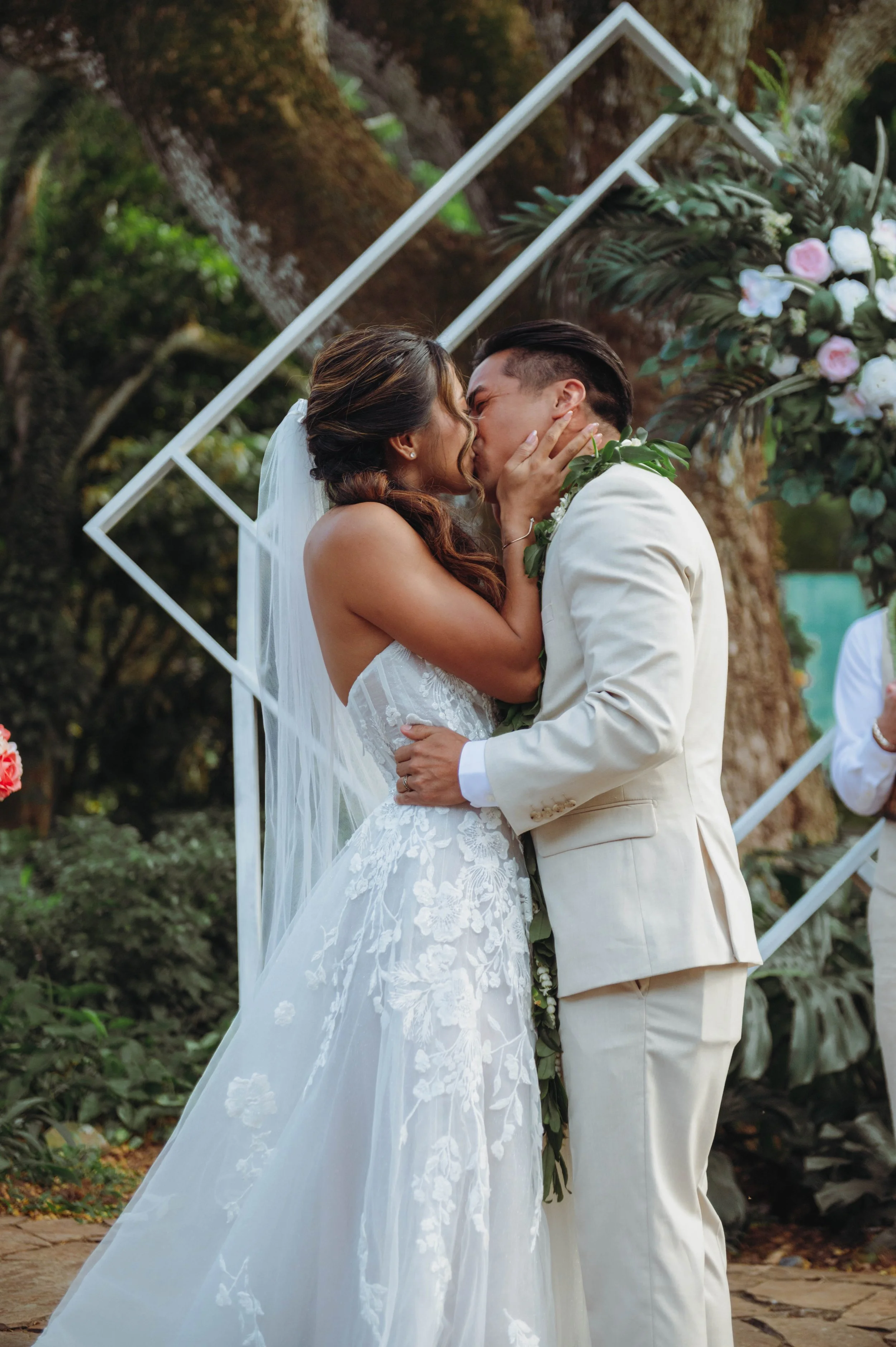 Mia & Kawenas Wedding-275.jpg