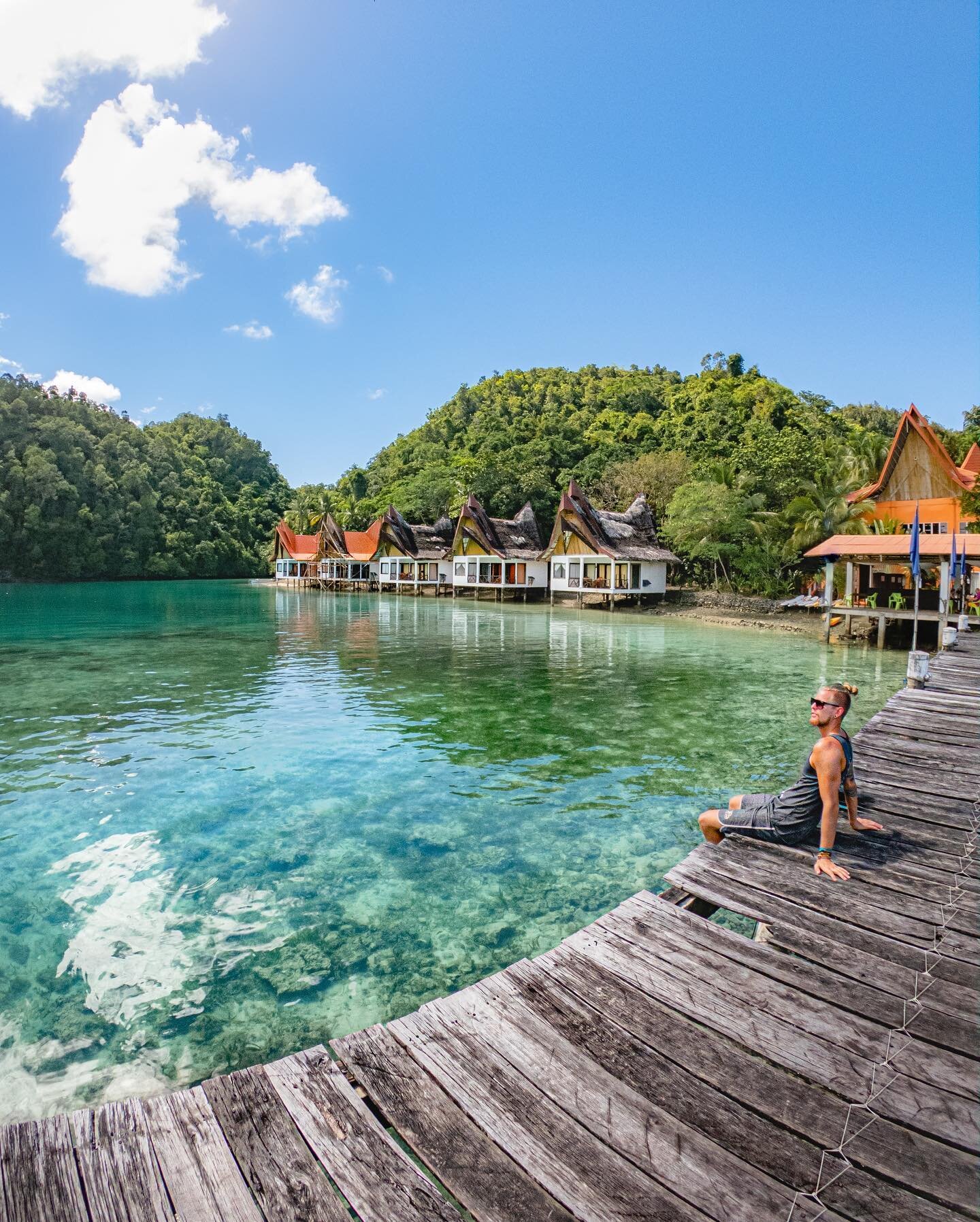 I have to show you a couple more photos from this amazing location! A short getaway from Siargao Island (which by the was was rated the nr.1 island in the world) you will find Sohoton Cove. If you ever decide to head this way, Club Tara will probably