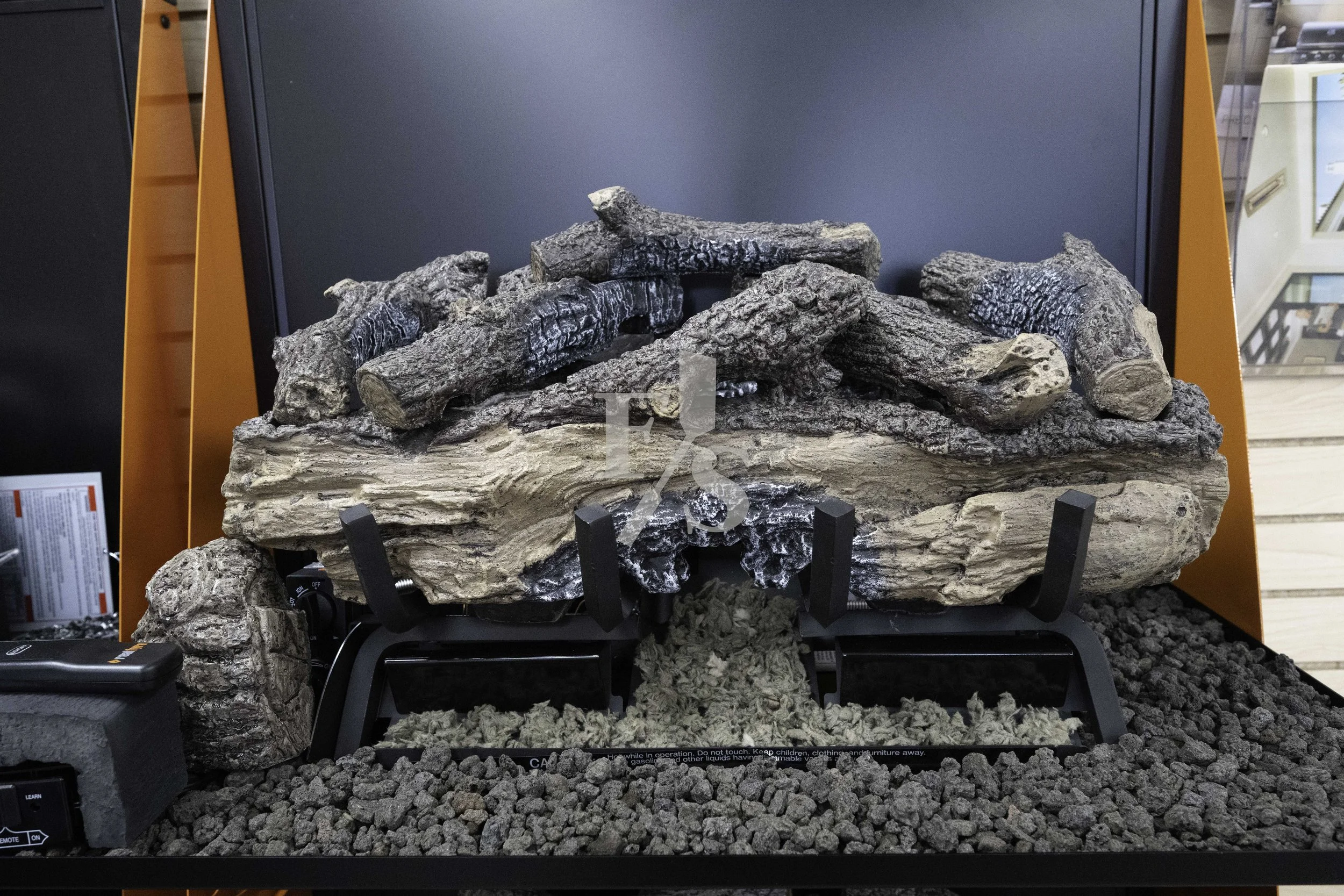 Vent Free G10-24/30-15 burner with CHAS-24 log set