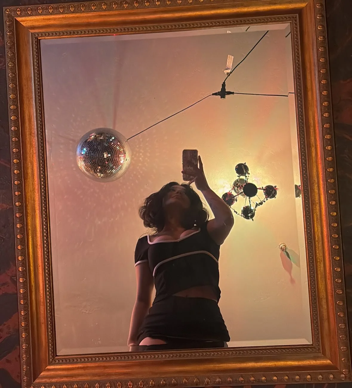 Opening for @vgoodgrief tonight! At @conorbyrnepub aka the greatest spot ever ❣️ 

Doors at 7:30pm
Music at 8pm

Ticket link in bio!💌

Thank you @dmntvisions for the coolest shoot ever wtf<3 see you there👻✨