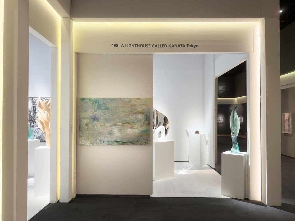 TEFAF Maastricht 2025
Here are glimpses from this year&rsquo;s TEFAF Maastricht, said to be one of the most vibrant editions in recent years, with a record number of visitors. I&rsquo;m thrilled to hear that my Pastel Hour has found its new home in S