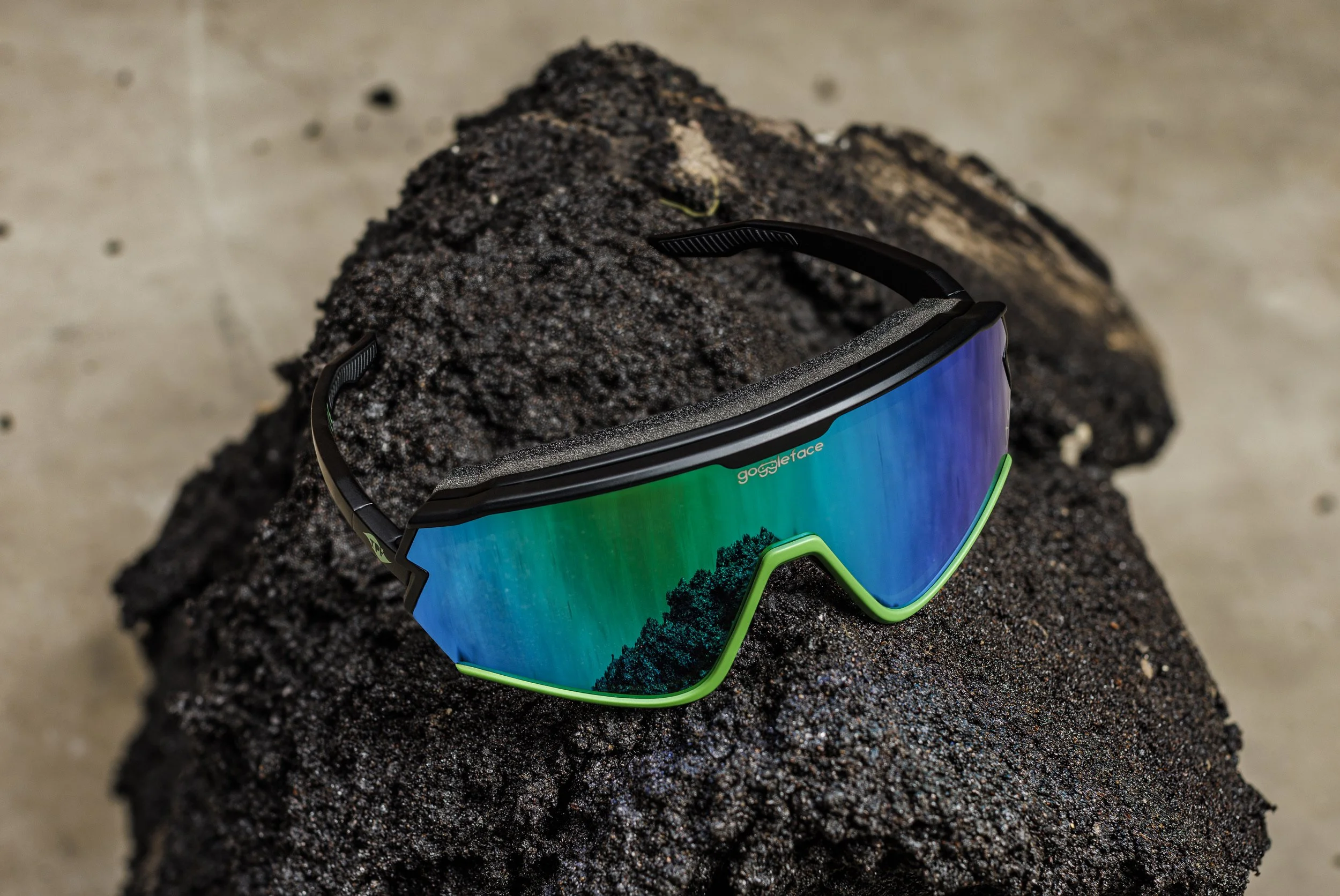 TPF x GoggleFace: Flow Sunglasses