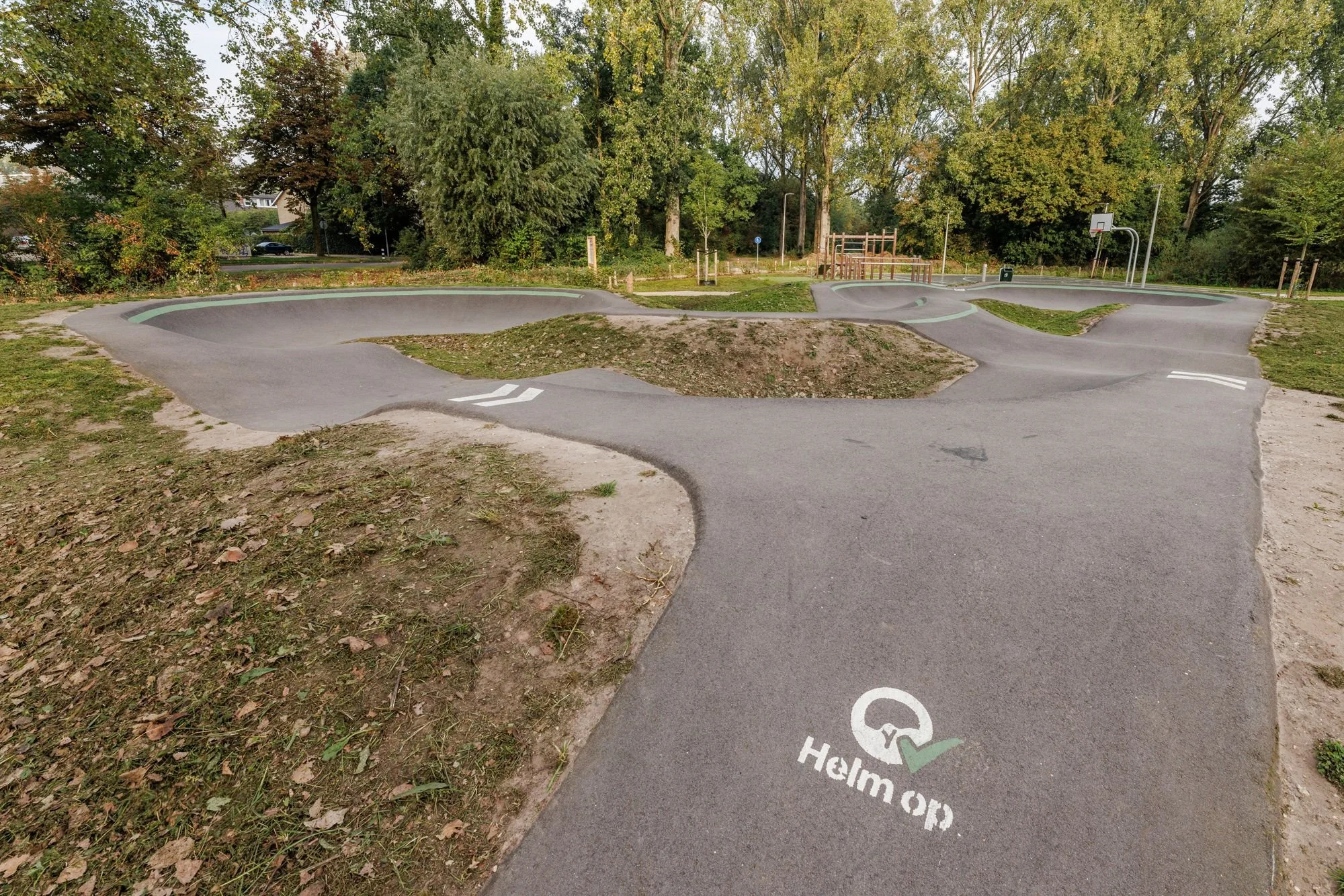 Start van de kidstrack Presikhaaf met Helm op-markering
