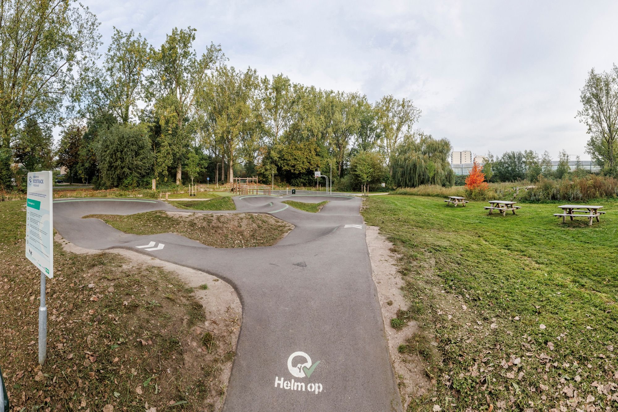 Asfalt kidstrack Presikhaaf in het park