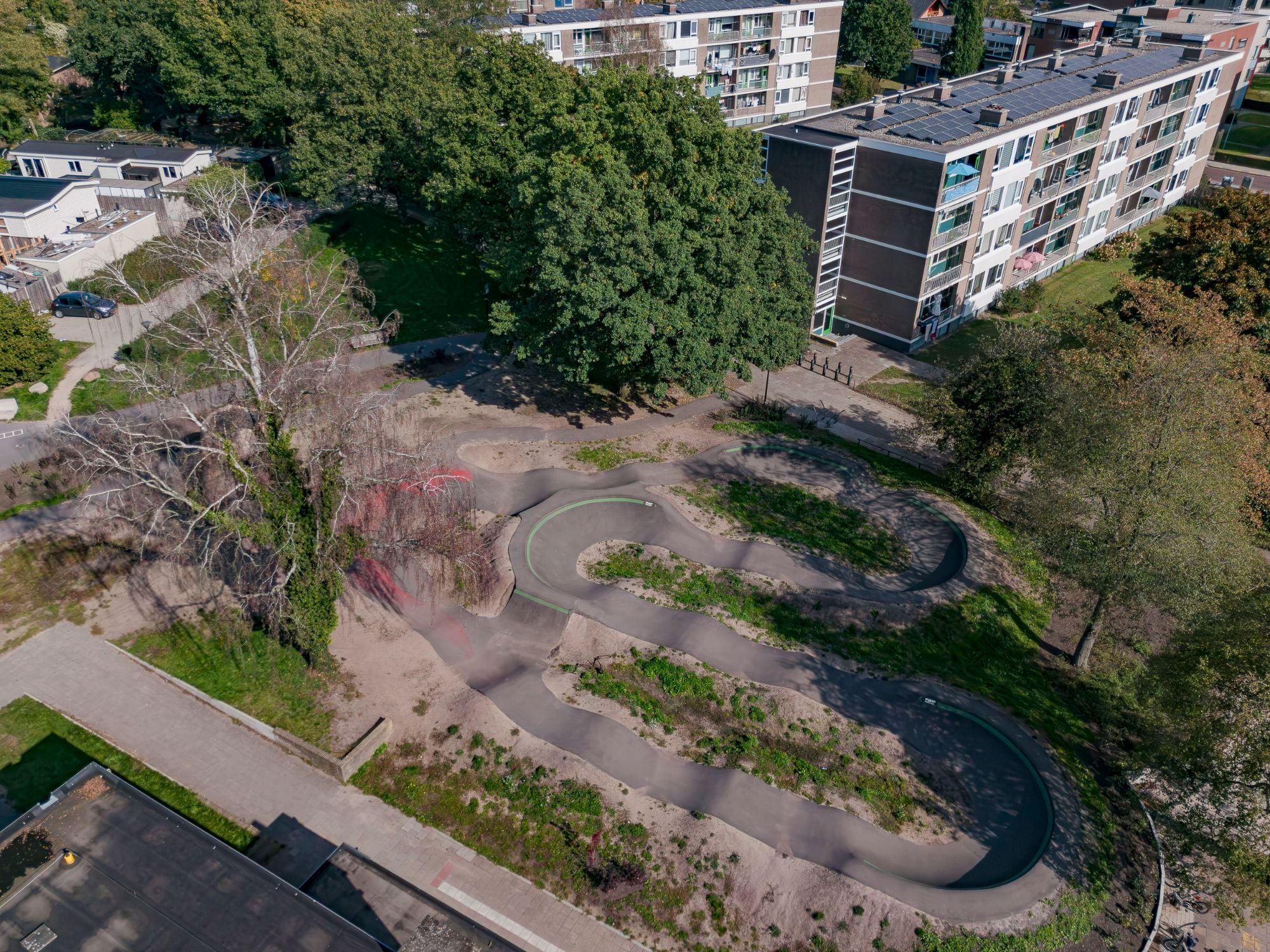 Dronefoto van pumptrack Orden in Apeldoorn