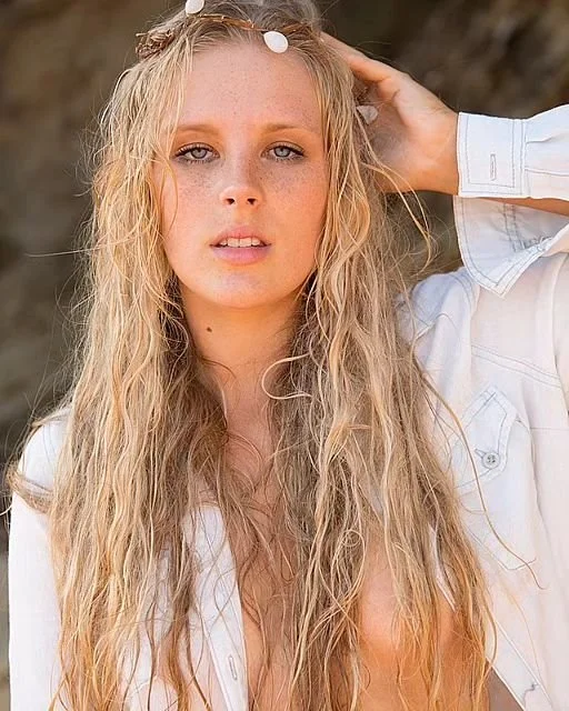 Completely #RAW and not retouched. When I met Shinae, she was covering up her beautiful freckles with foundation. I am so pleased she trusted the process and showed her natural beautiful skin in this shoot. With barely any makeup, natural light and n