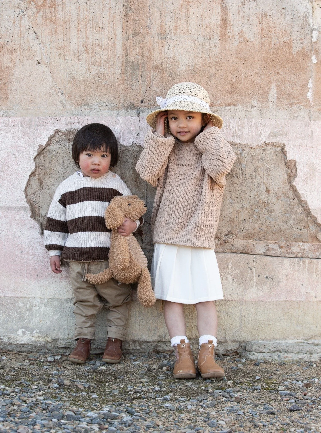 LIAM AND NAOMI - Coming soon!

If you'd like to get your child into modelling, a portfolio is the first step!

Feel free to get in touch to find out more:
info@tinanikolovski.com

Photographer, Creative Director @tina.nikolovski

📧 info@tinanikolovs