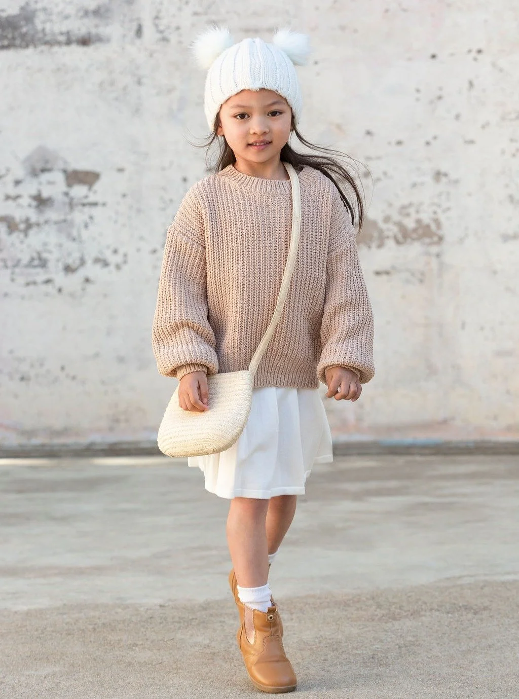 LIAM AND NAOMI 

How cute is this novice model portfolio! Liam and Naomi did so well taking direction, and bringing their own personality to this shoot.

If you'd like to get your child into modelling, a portfolio is the first step!

Feel free to get