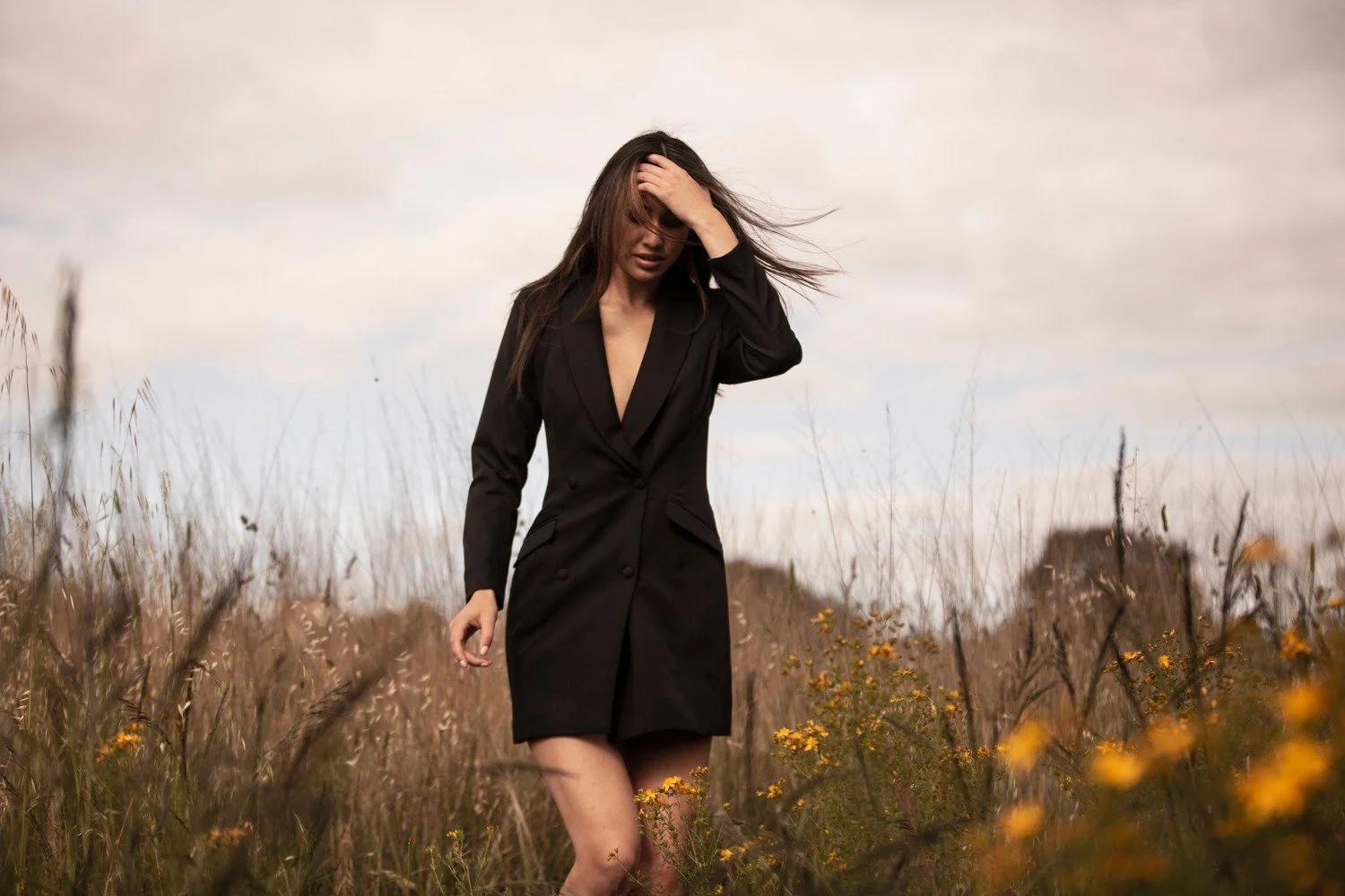 BEHIND THE SCENES

Making a conscious effort to let go of the perfectionism of sharing only final images on my grid. Because 'behind the scenes' is where all the magic happens!

These are a series of test shots, makeup changes &amp; genuine laughter 
