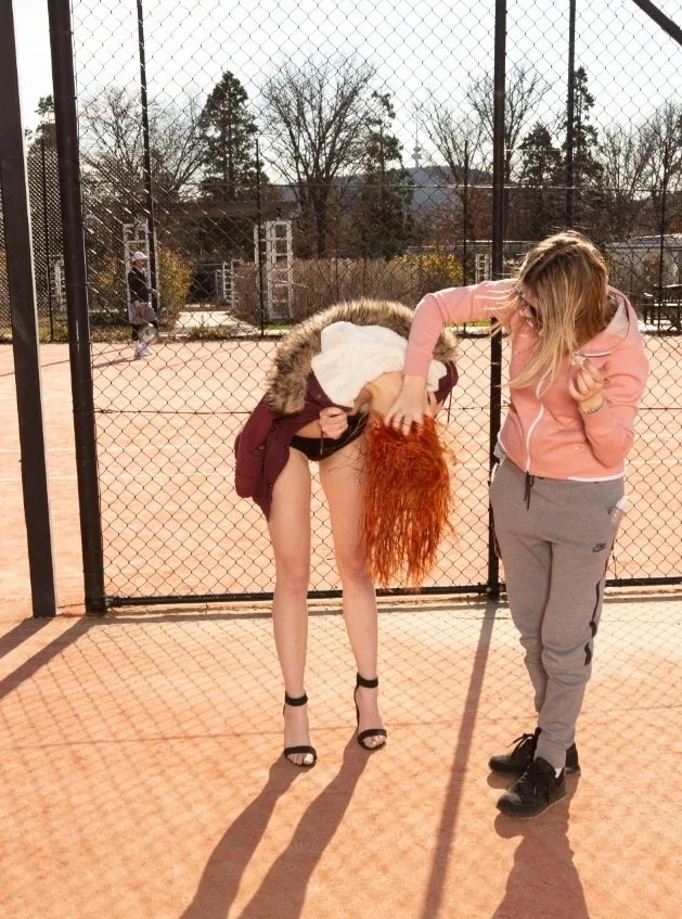 Making a conscious effort to let go of the perfectionism of sharing only final images on my grid. Because 'behind the scenes' is where all the magic happens!

Throwback to this awesome 'sports luxe' Model Portfolio shoot for the energetic and bubbly 