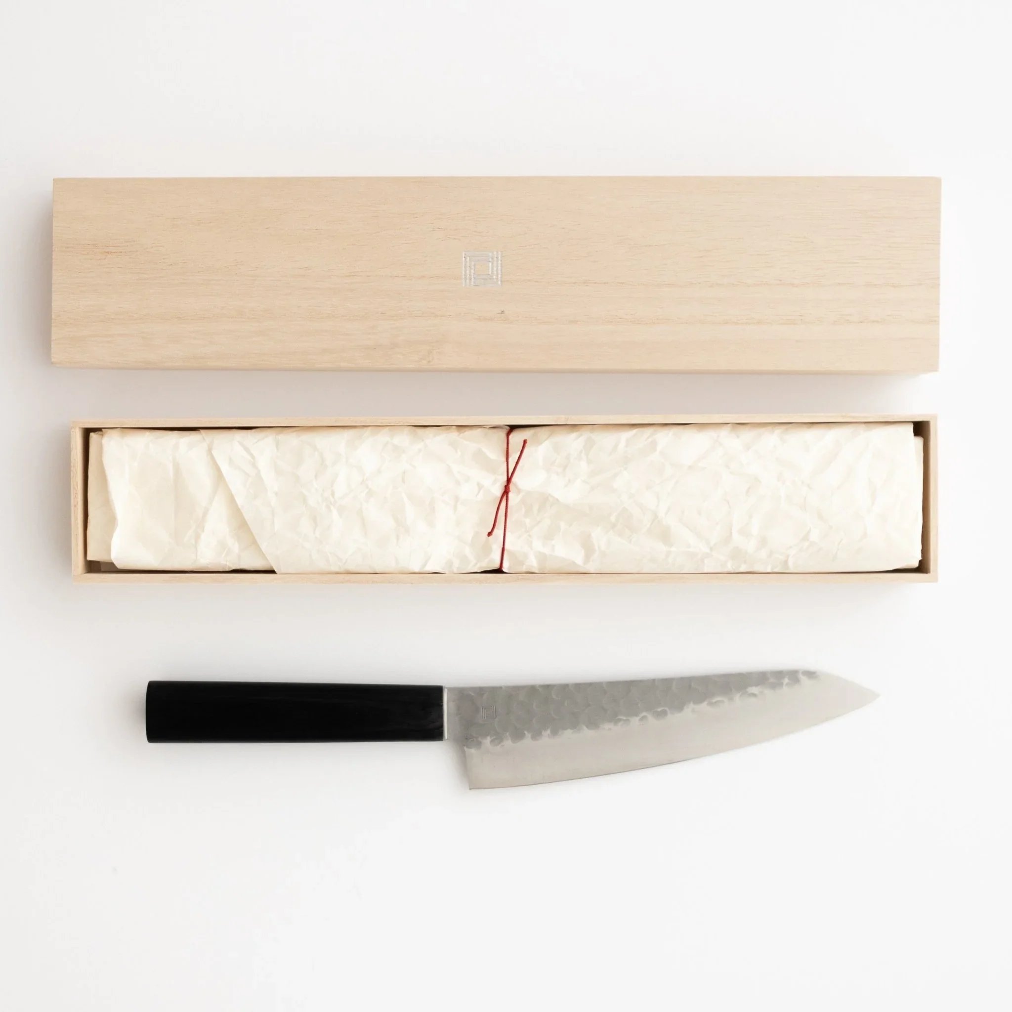 shizu-hamono-yamato-santoku-knife-255987.jpg.webp