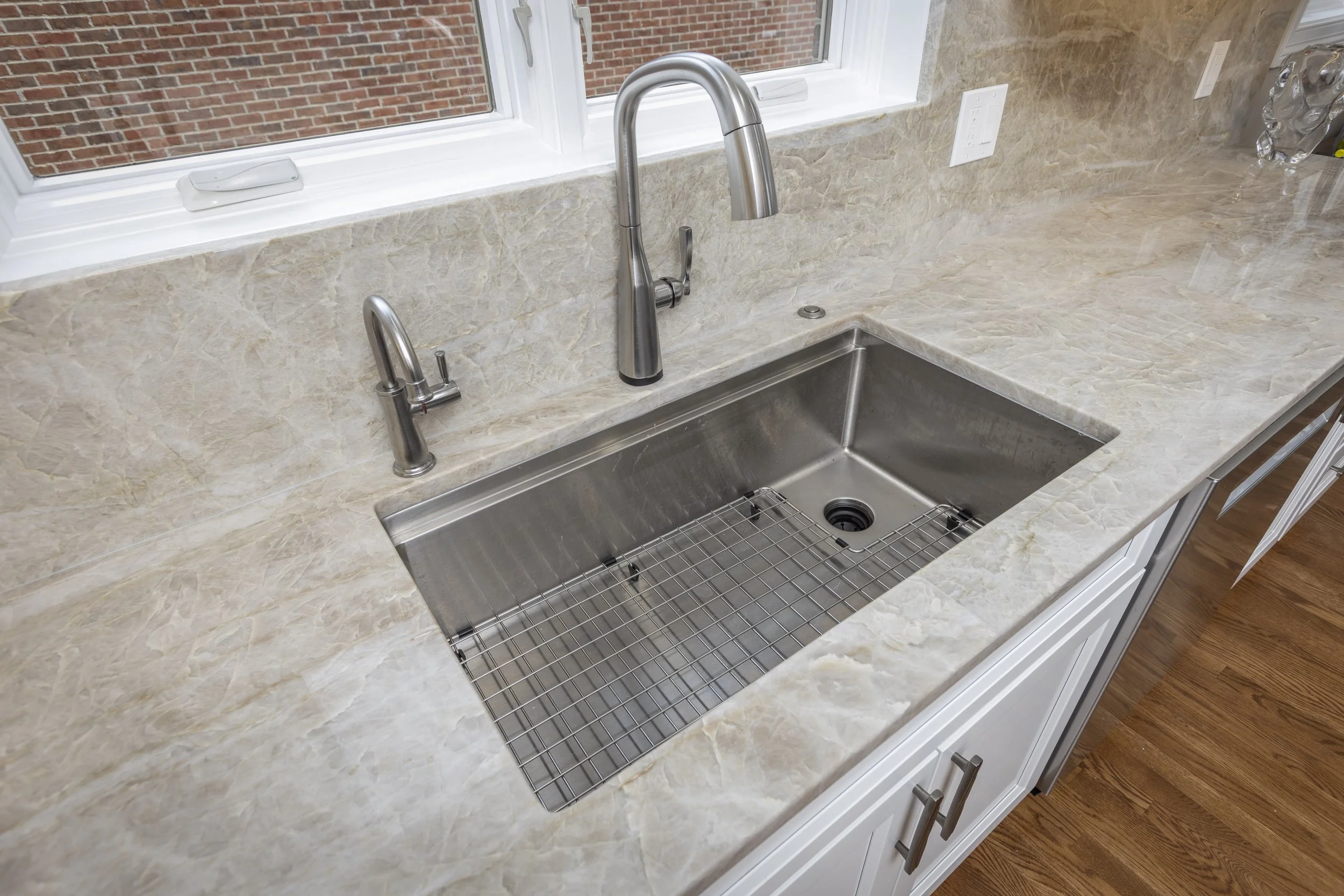 SINK.jpg