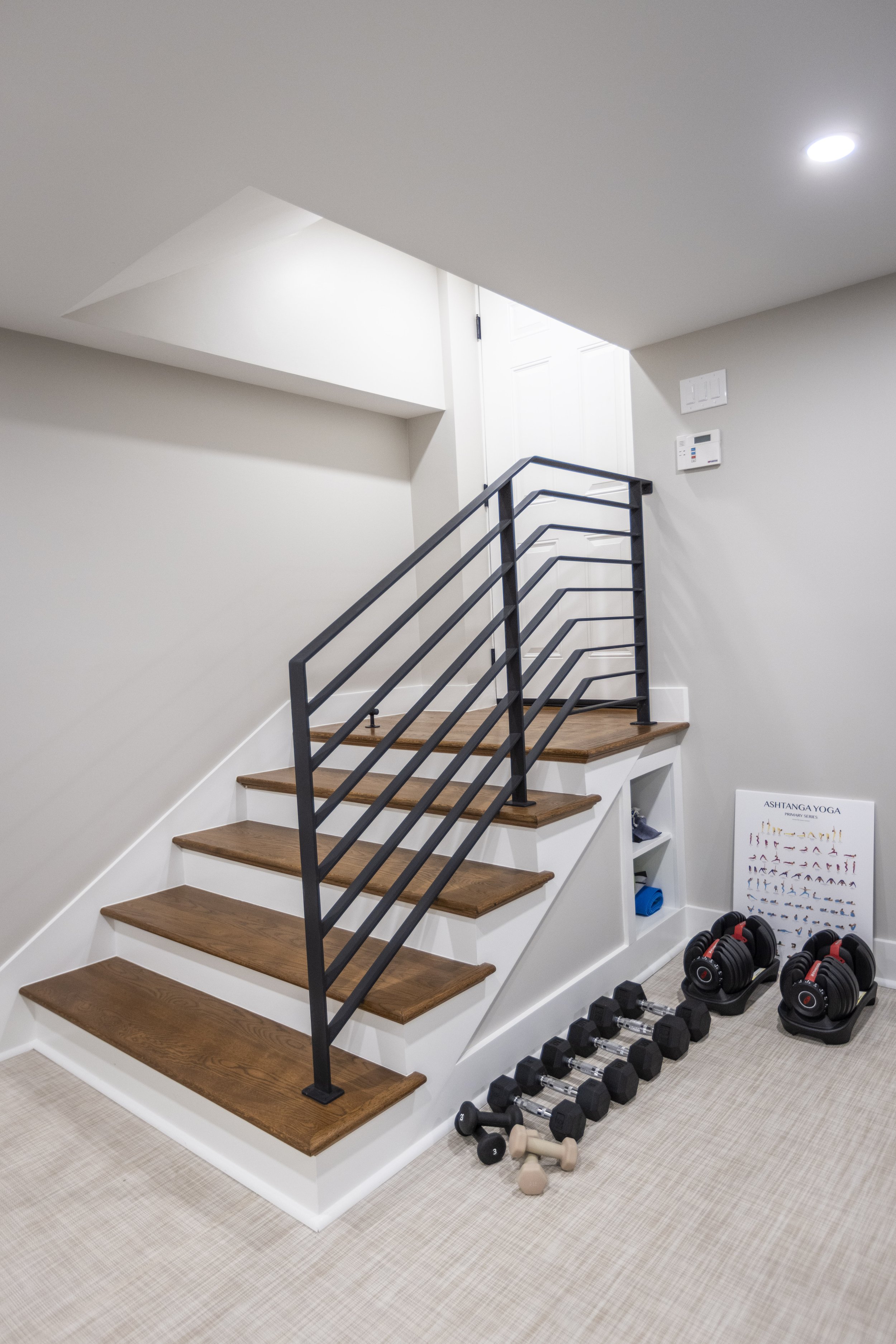 BASEMENT(31).JPG