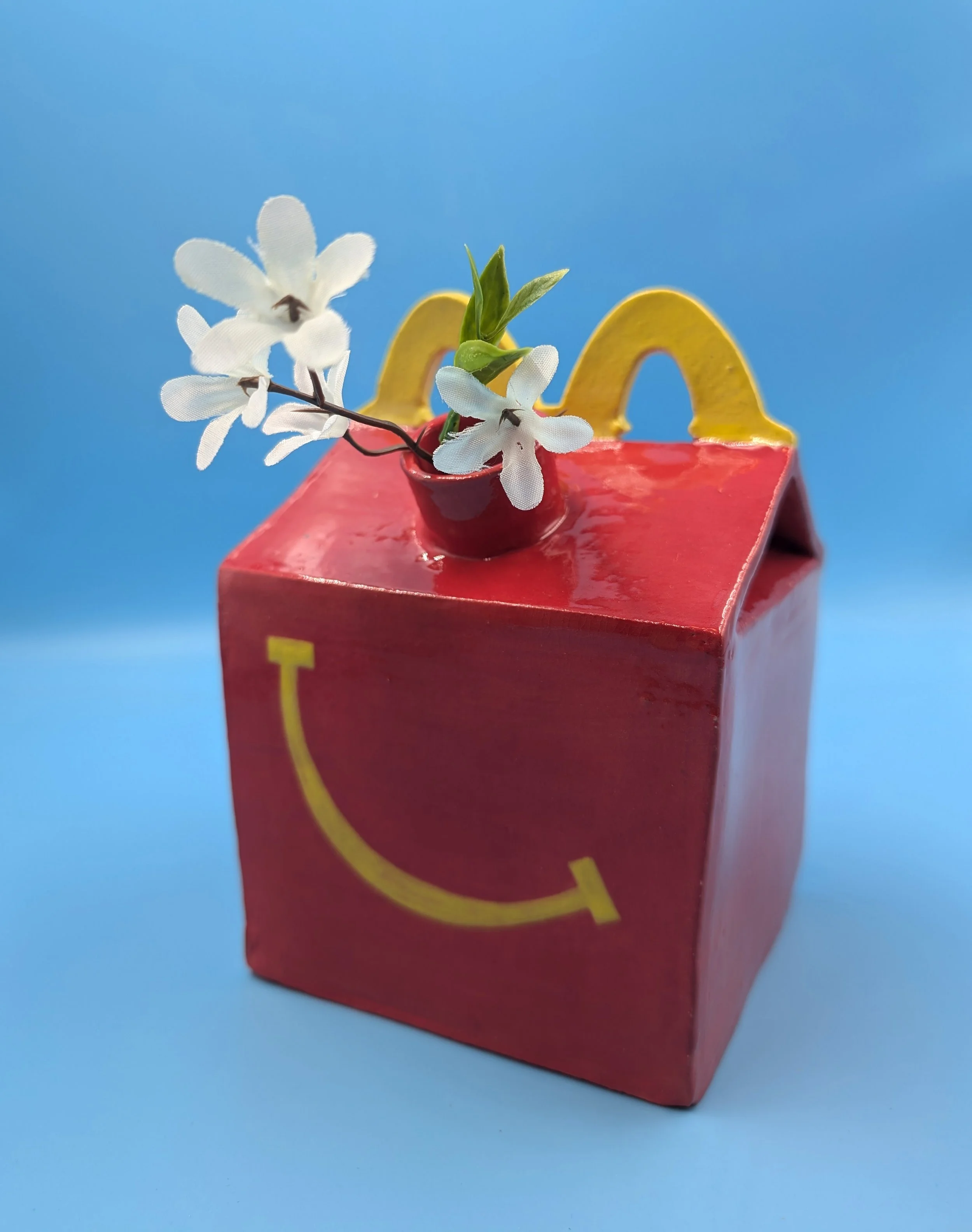 McVaseSlyGrin4.jpg