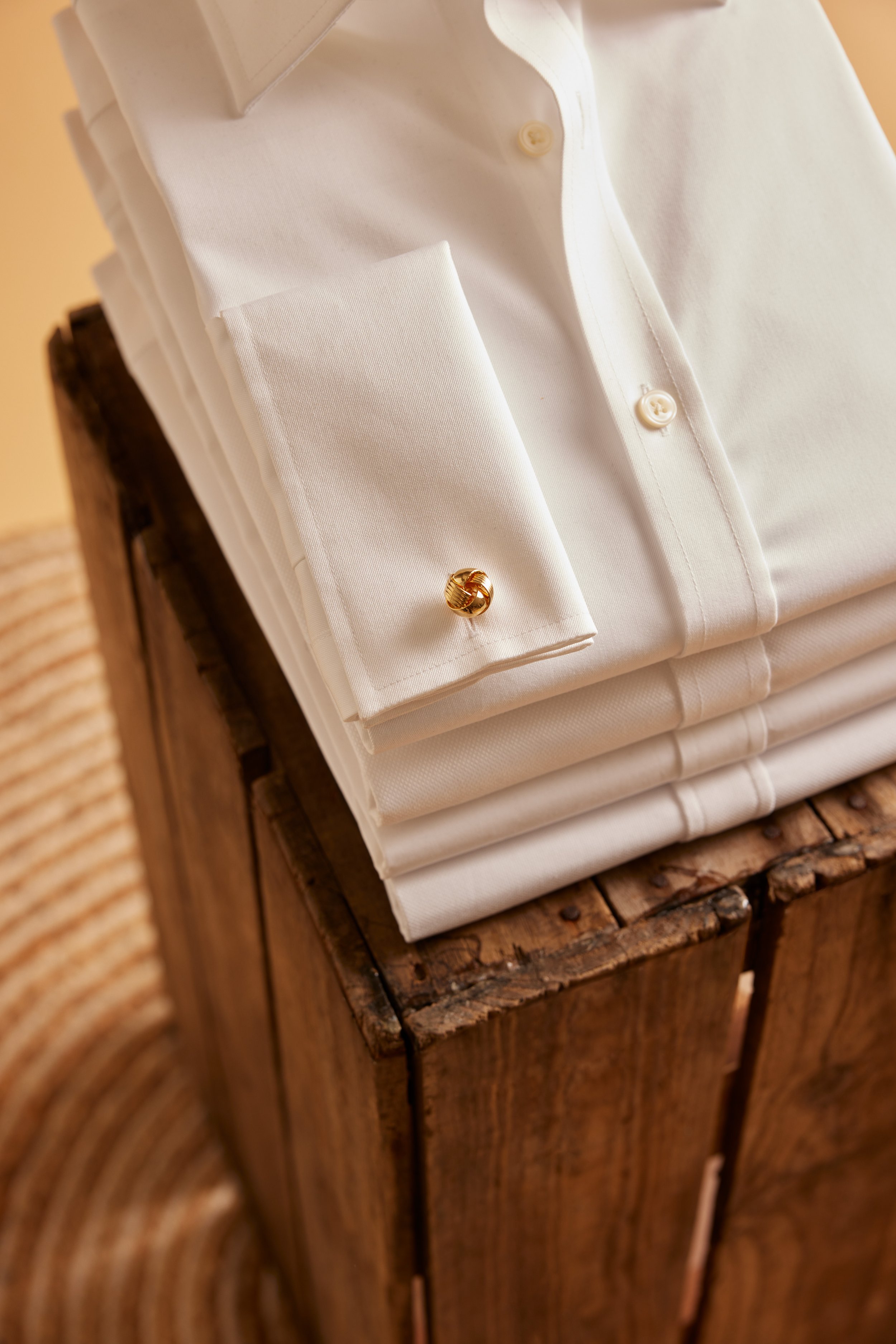 2023_SUMMER_STILLS_M_STACK_WHITE_SHIRTS_ 8.jpg