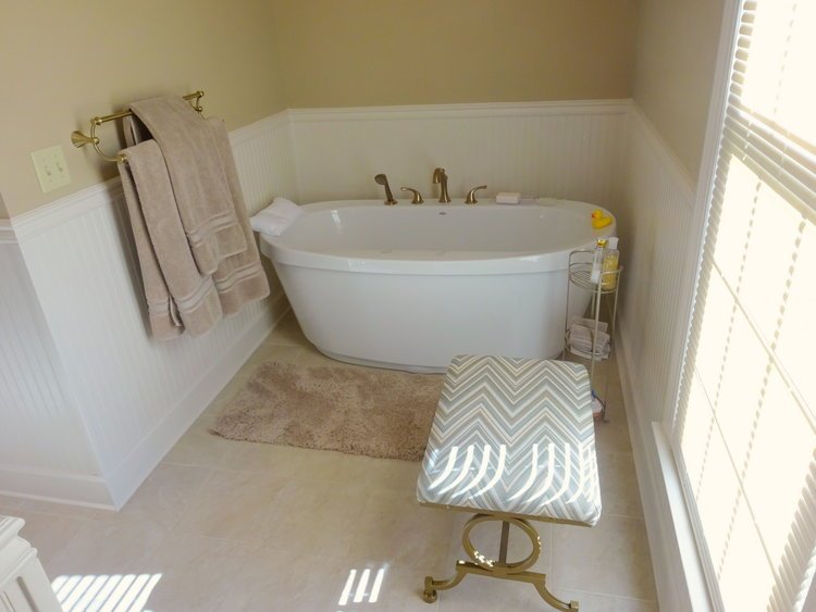 Jacuzzi+Air+Tub+(9).jpeg