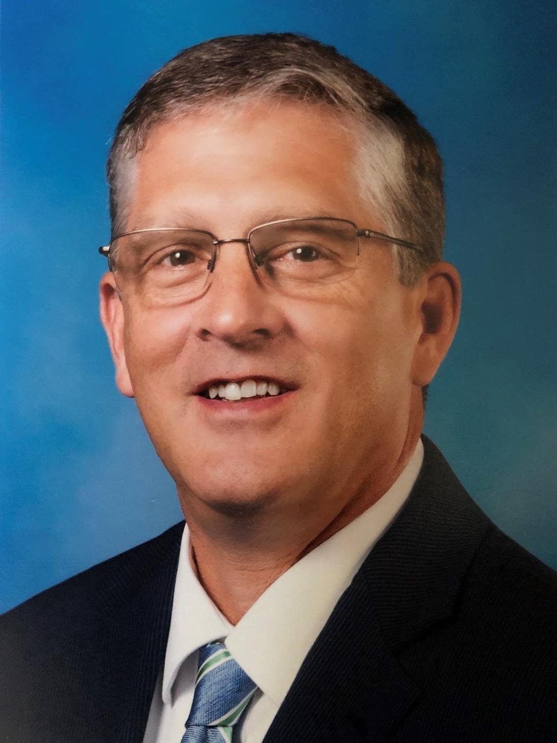 Dr Staats Official Photo - 2020.jpg