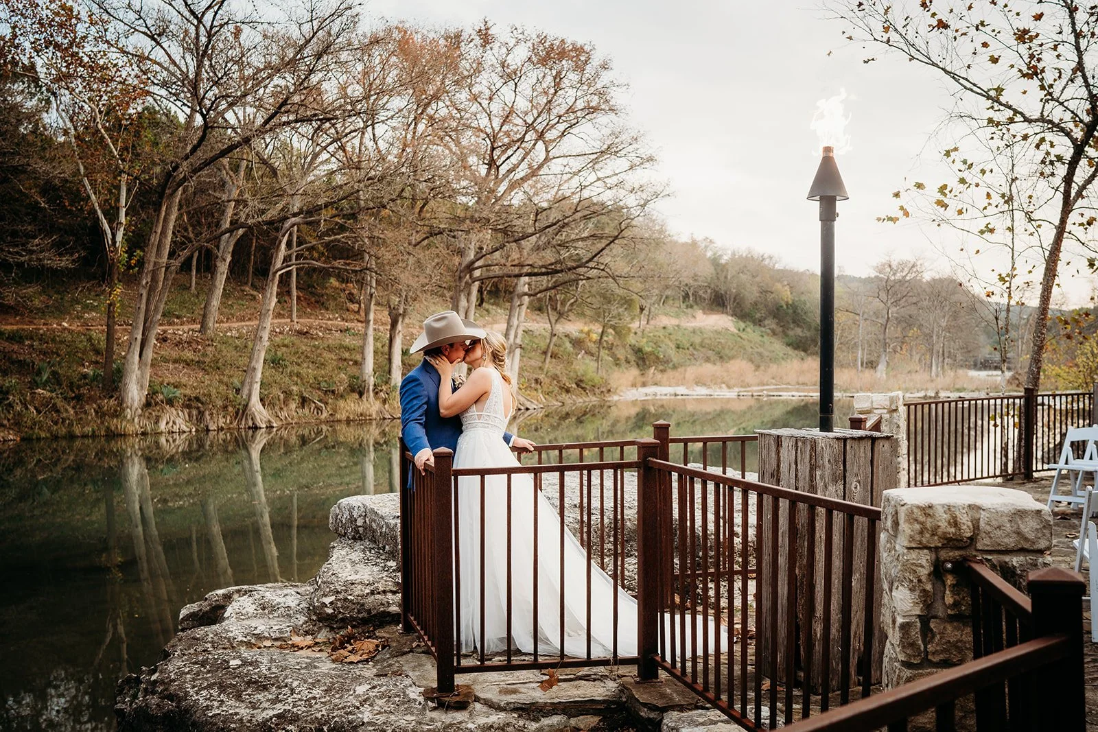 Chelsie+Logan1025.jpg