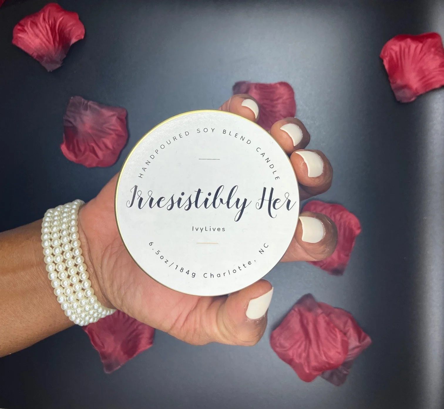 Irresistibly Her 6.5oz Gold Tin