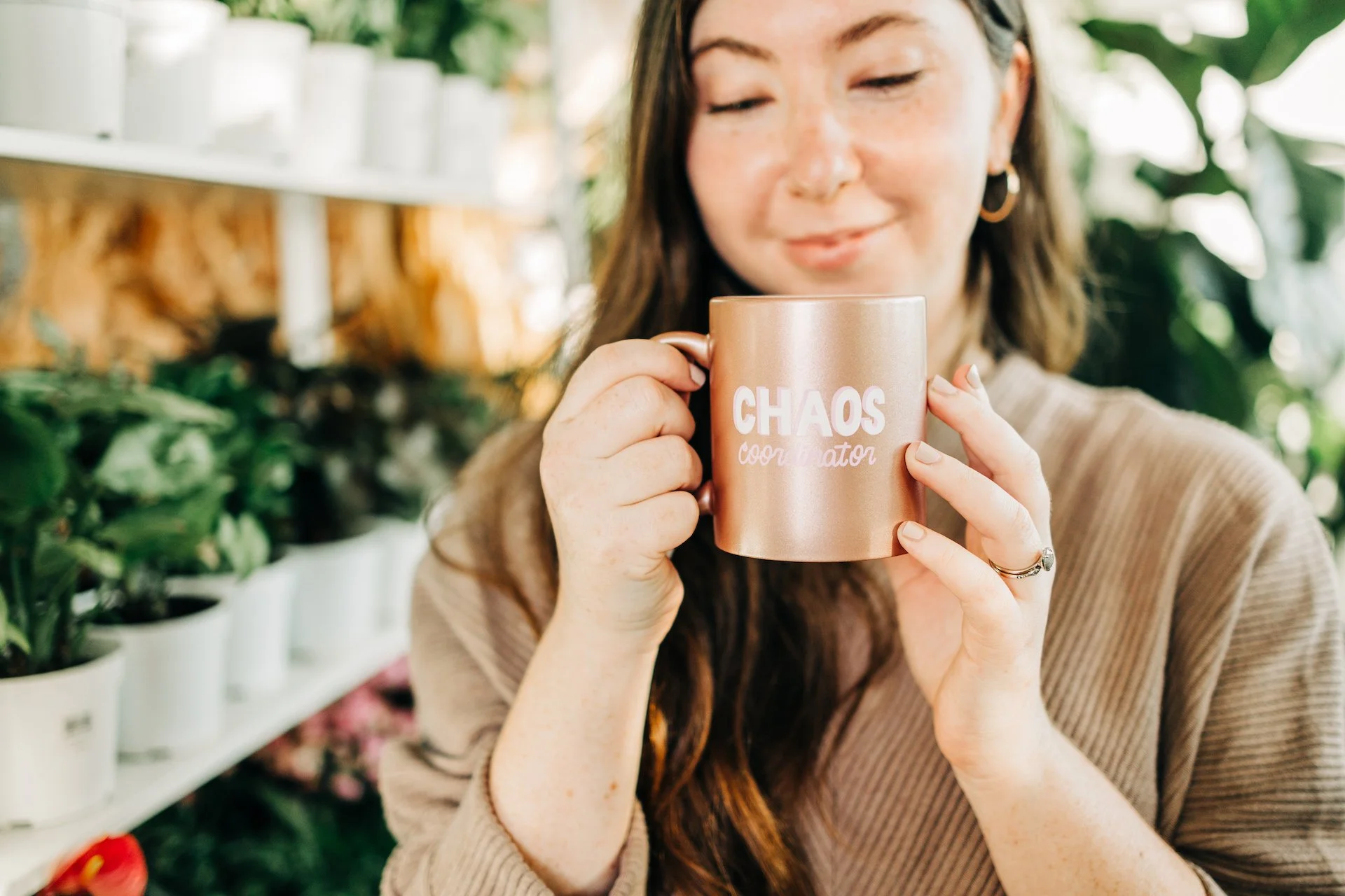 Sonia Smith, business owner and HoneyBook Pro, helping wedding professionals manage busy seasons with streamlined systems and support.