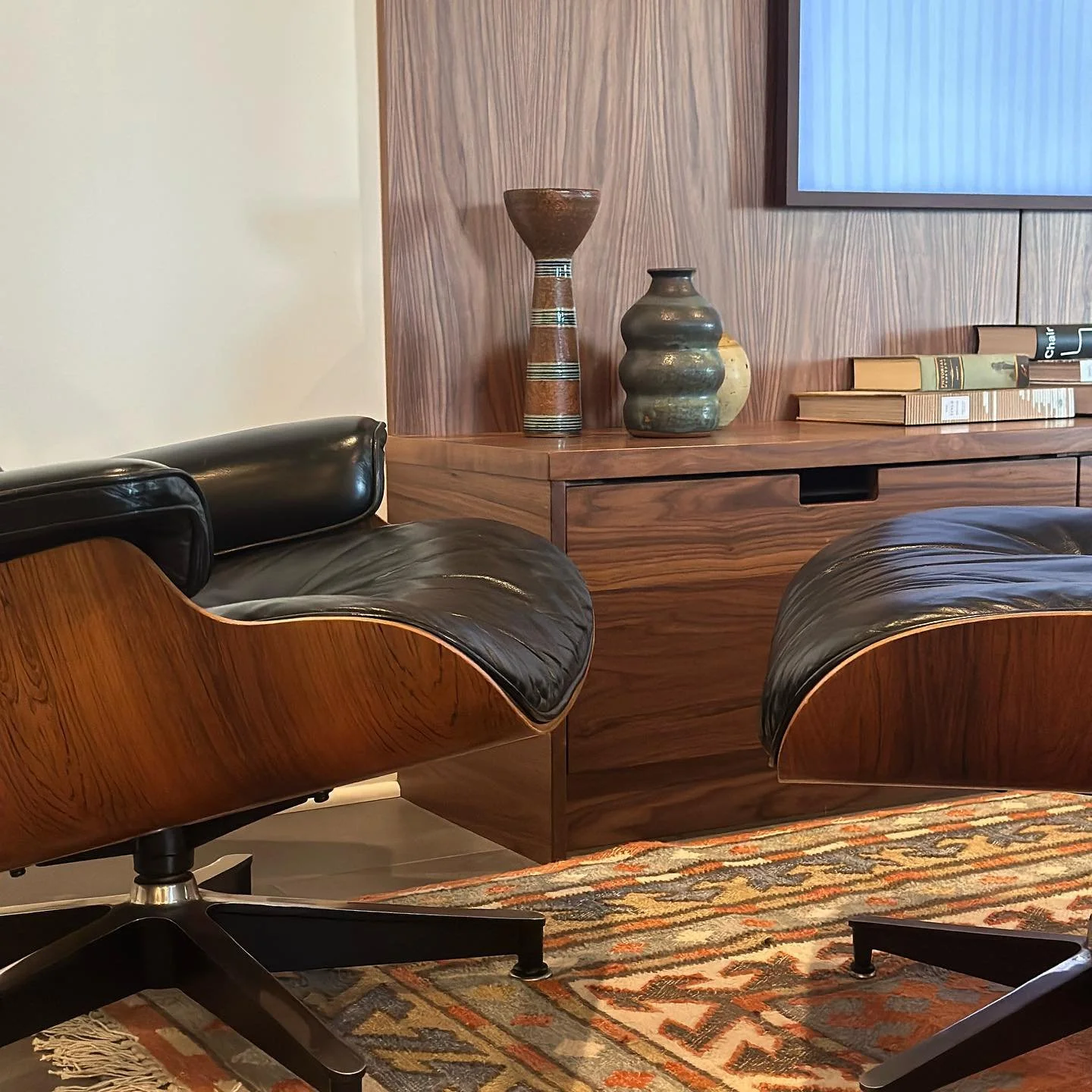Finally got the MCM inspired basement remodel professionally shot today. This custom walnut media wall @lemuellerdesignco designed and built by @stickman_woodworks for the @samsung 85&rdquo; Frame TV perfectly pairs with @retrostudio92&lsquo;s 1970s 