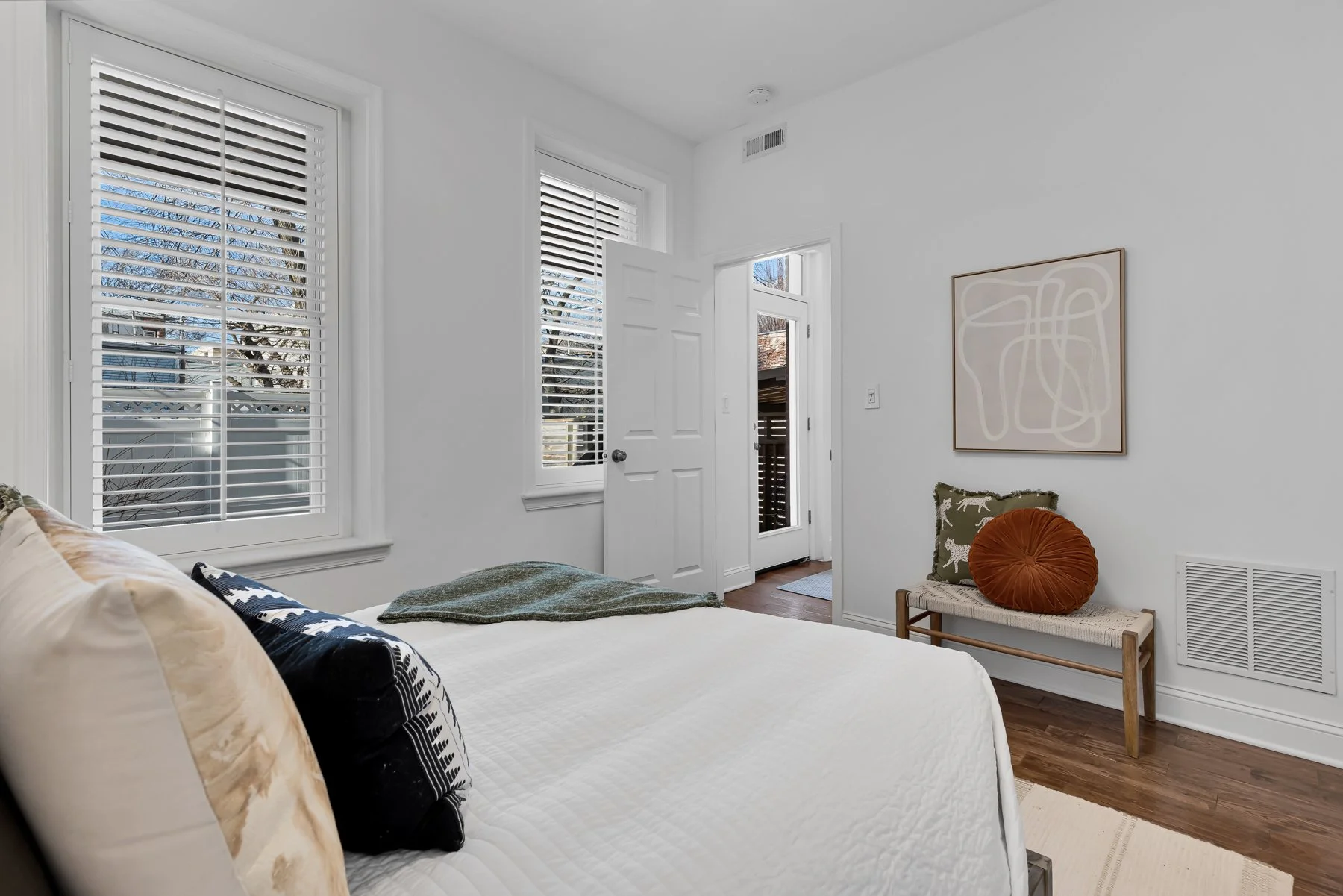 1606 5th St NW 2-0028.jpg