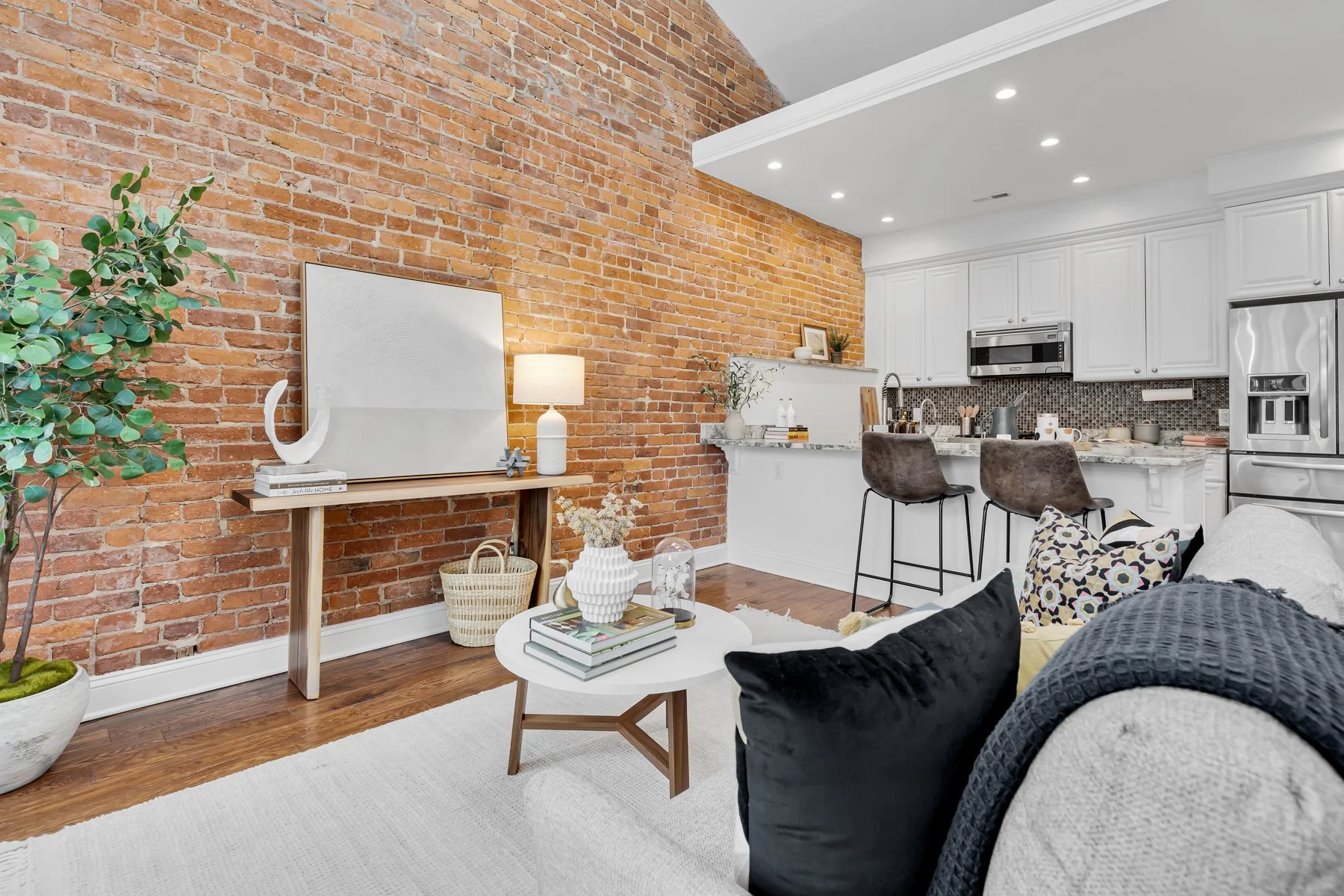 1606 5th St NW 2-0008.jpg