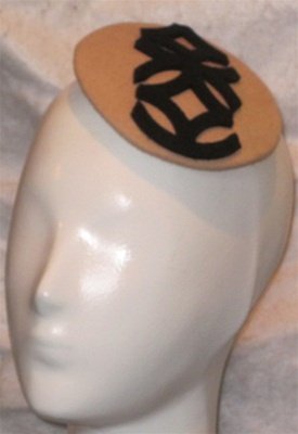FS132 Tan and Black Fascinator