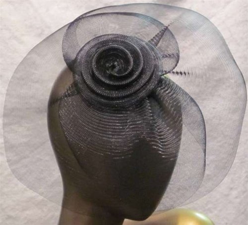 FS110 Black Rose Center Fascinator