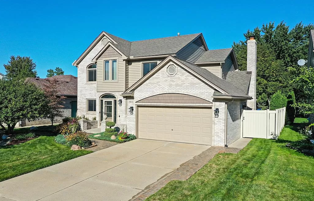 33132 Wendy St.png
