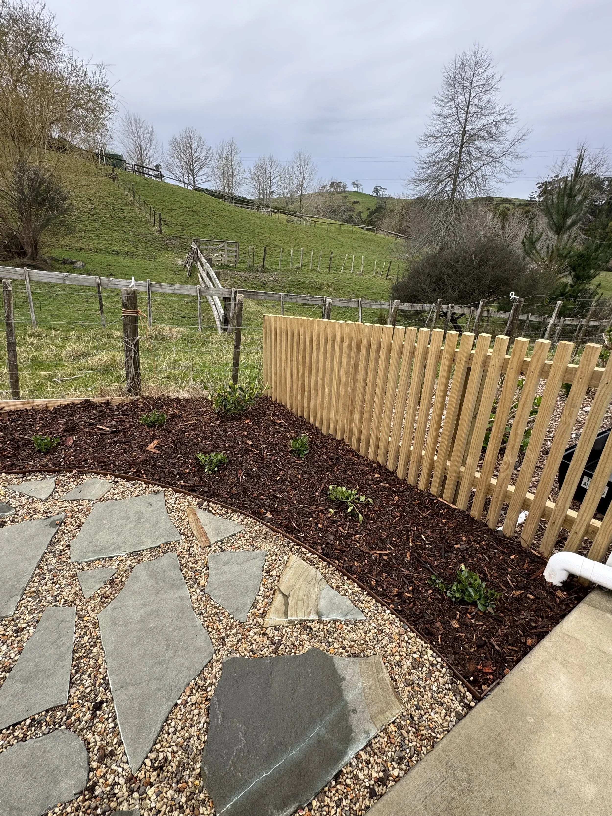 Crazy-pave-landscaping-silverdale.webp