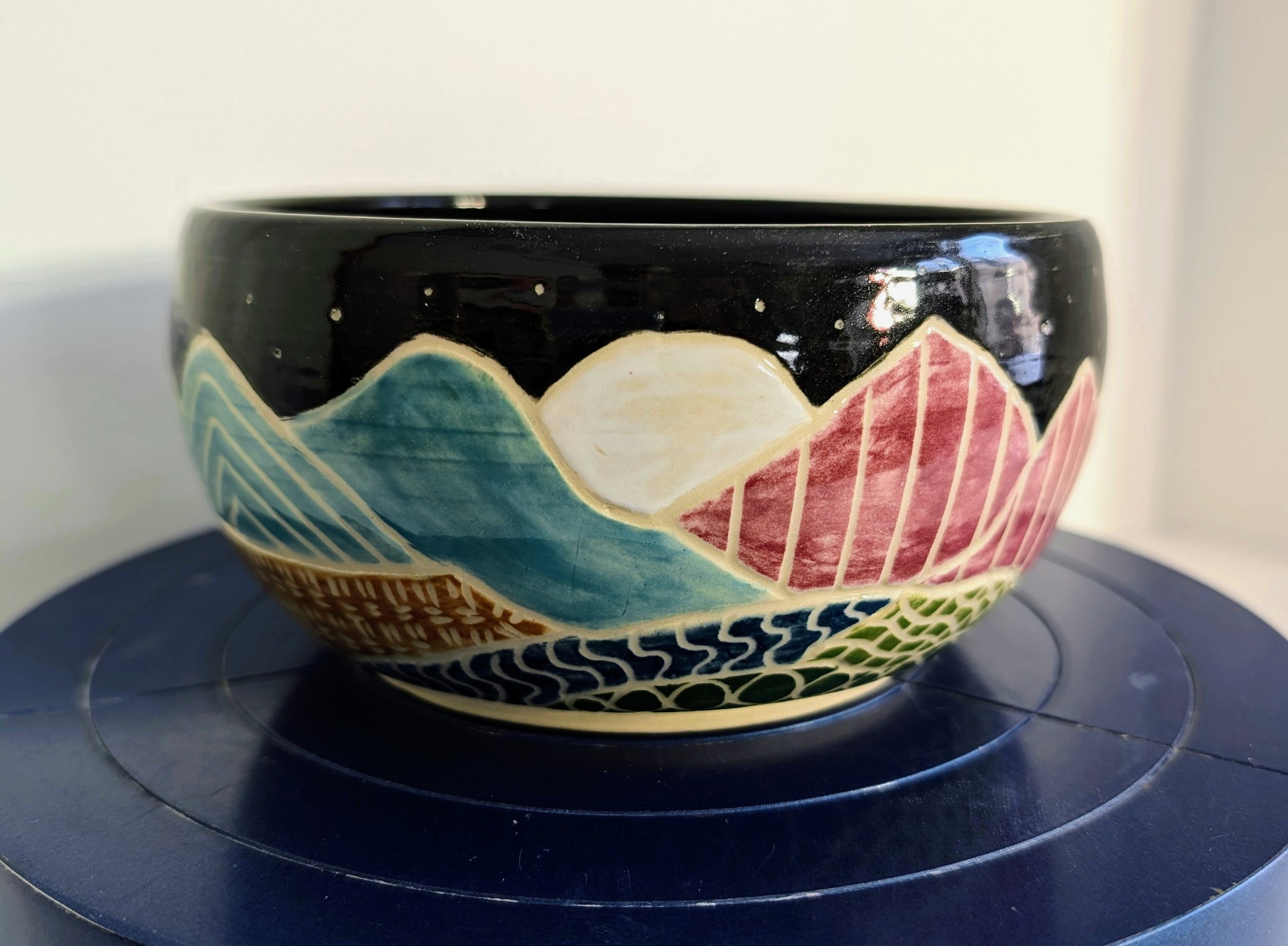 Mountain Designed Bowl