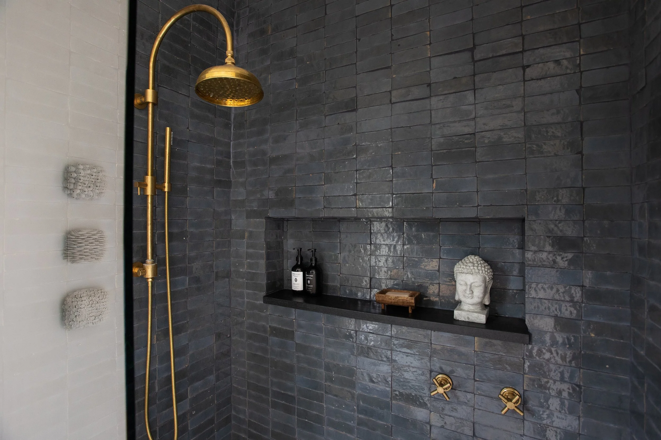 042525Langhart_AllieJanesDesign_EileenRochePhoto_9 copy.jpg