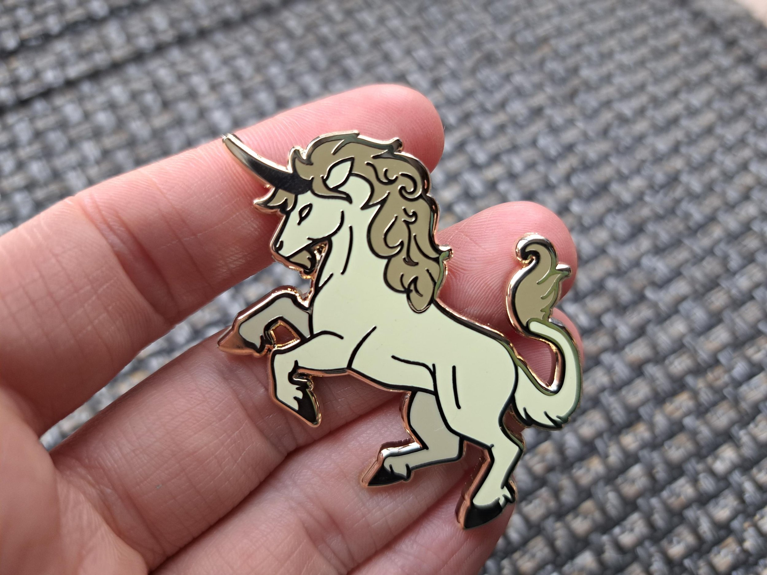 https://i.etsystatic.com/16502411/r/il/8ef0e2/6714507529/il_fullxfull.6714507529_fgup.jpg