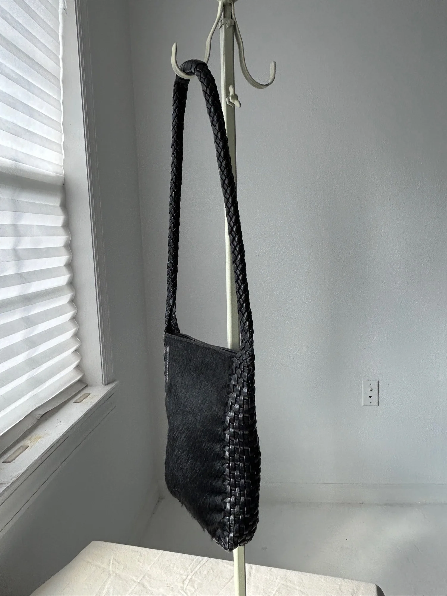 Italy pony hair bag — Horizons Vintage Vintage 1960’s Black Pony Hair Handbag main image 0